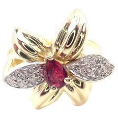 Vintage Tiffany & Co. Diamond and Ruby Yellow Gold Flower Ring