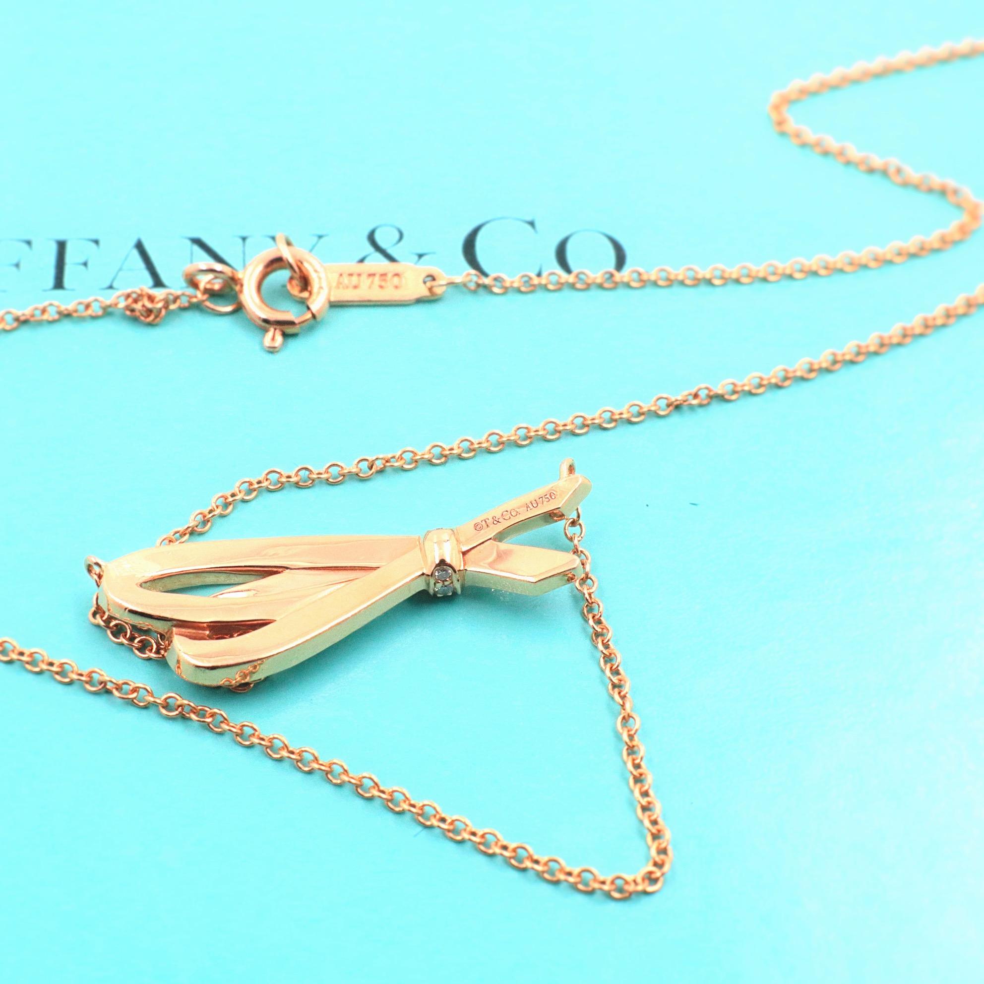 Tiffany & Co. Diamond Bow Pendant Necklace 18 Karat Rose Gold For Sale 1
