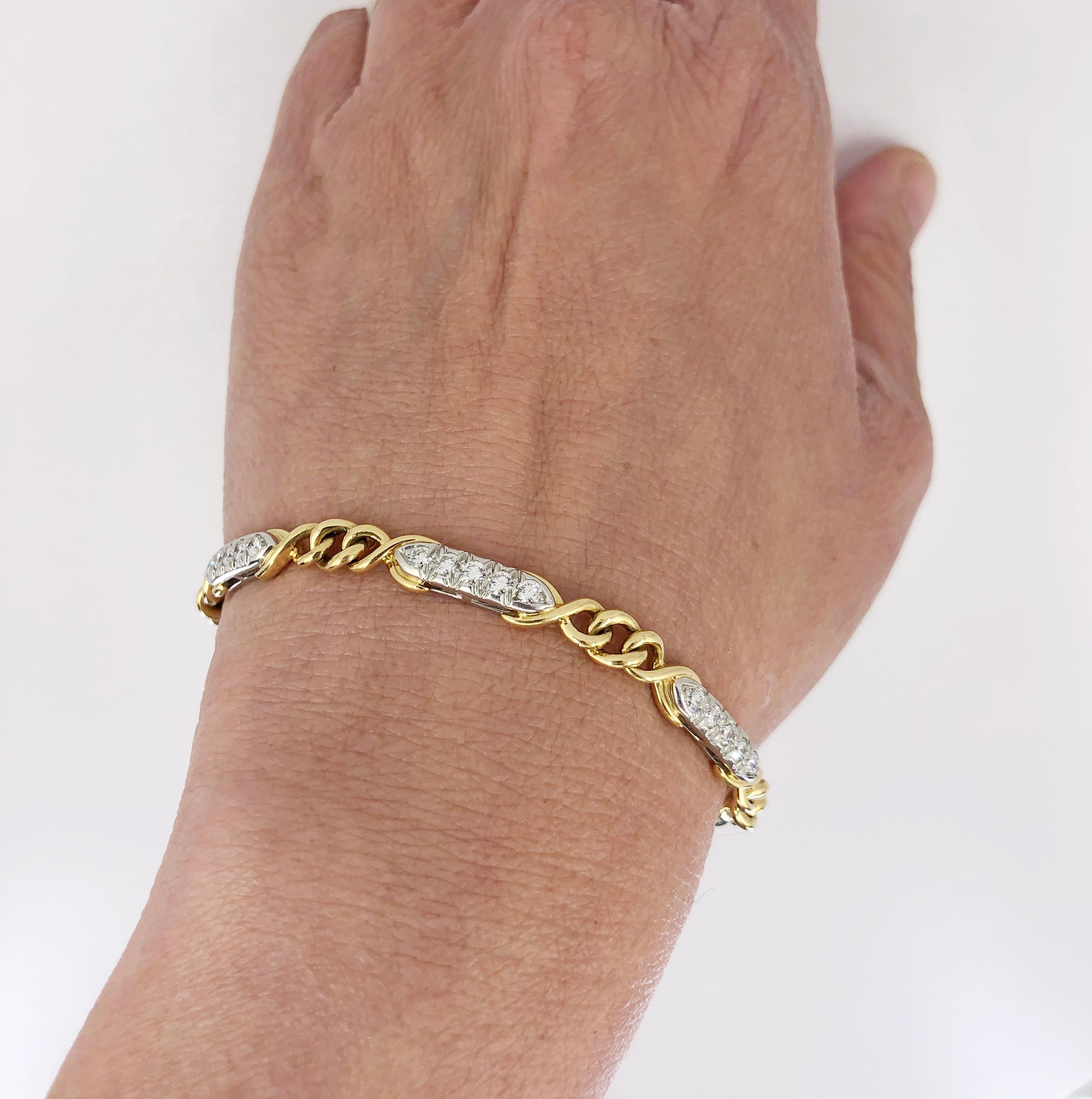 Taille ronde Tiffany & Co. Bracelet à maillons en or jaune avec diamants en vente
