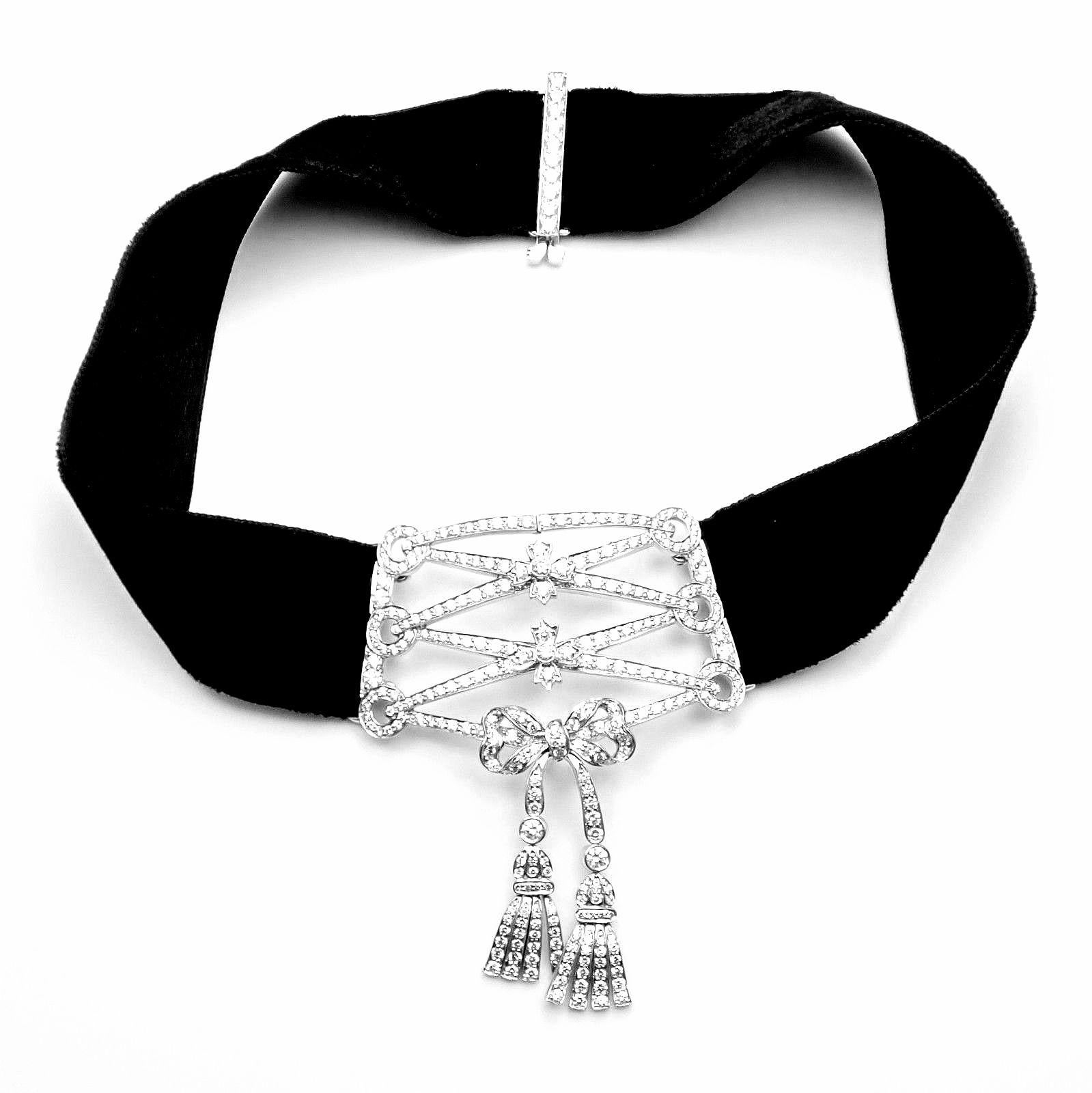 Platinum Diamond Corset Set Of Two Necklaces Pearls And Black Velvet Collar by Tiffany & Co. 
With  Center Piece: 333x Diamonds, VVS2/G Color. Approx 6.5ctw
Pearl Attachement: 18x Diamonds, VVS2/G Color.  Approx 0.50ctw
272x Pearls, Very High