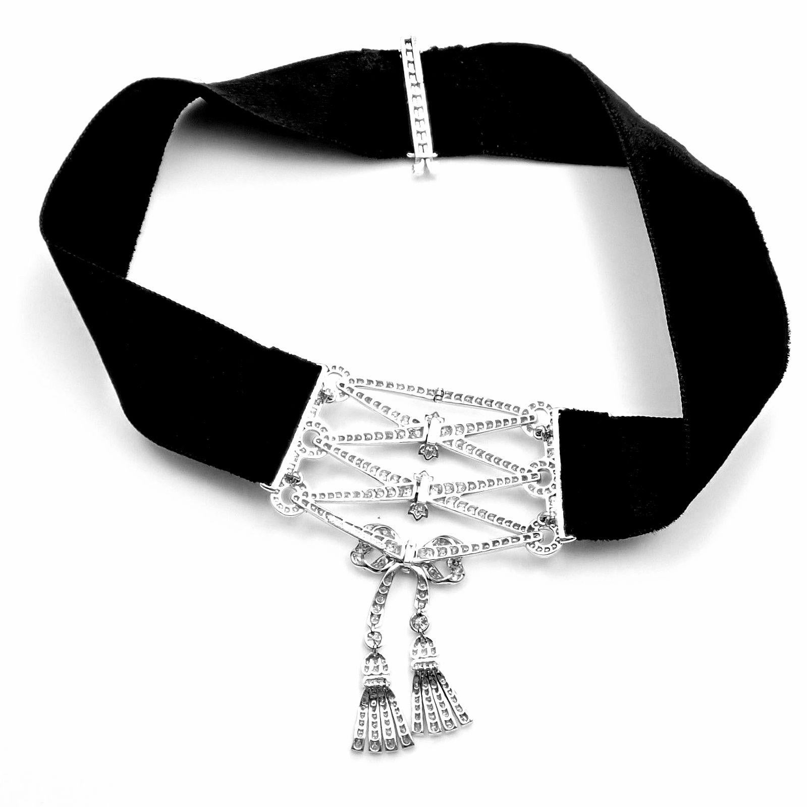 Women's or Men's Tiffany & Co. Diamond Corset Pearl and Velvet Collar Choker Platinum Necklace