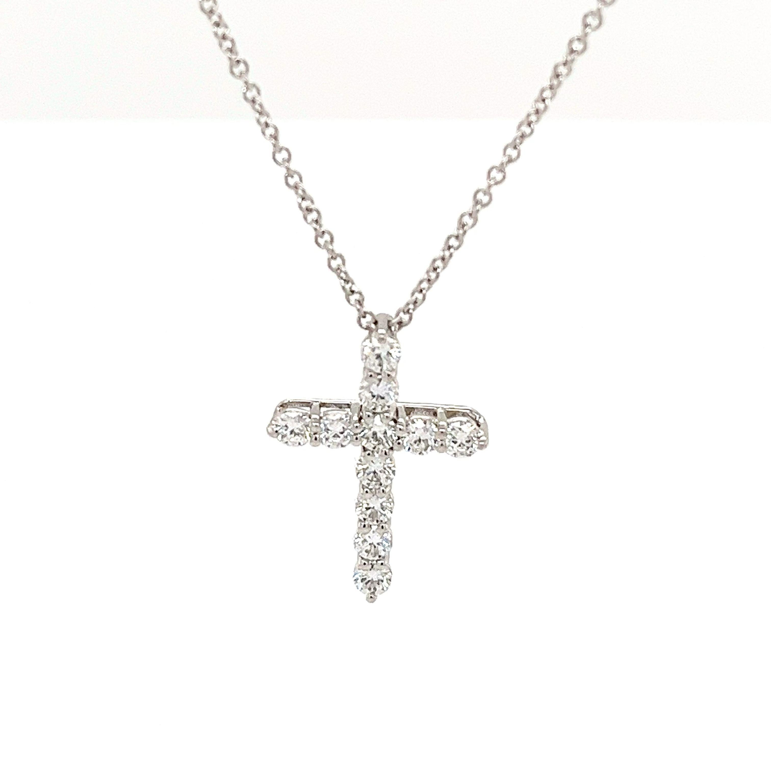 Tiffany & Co. Diamond Cross Pendant set with 0.42ct Round Diamonds In Excellent Condition For Sale In London, GB