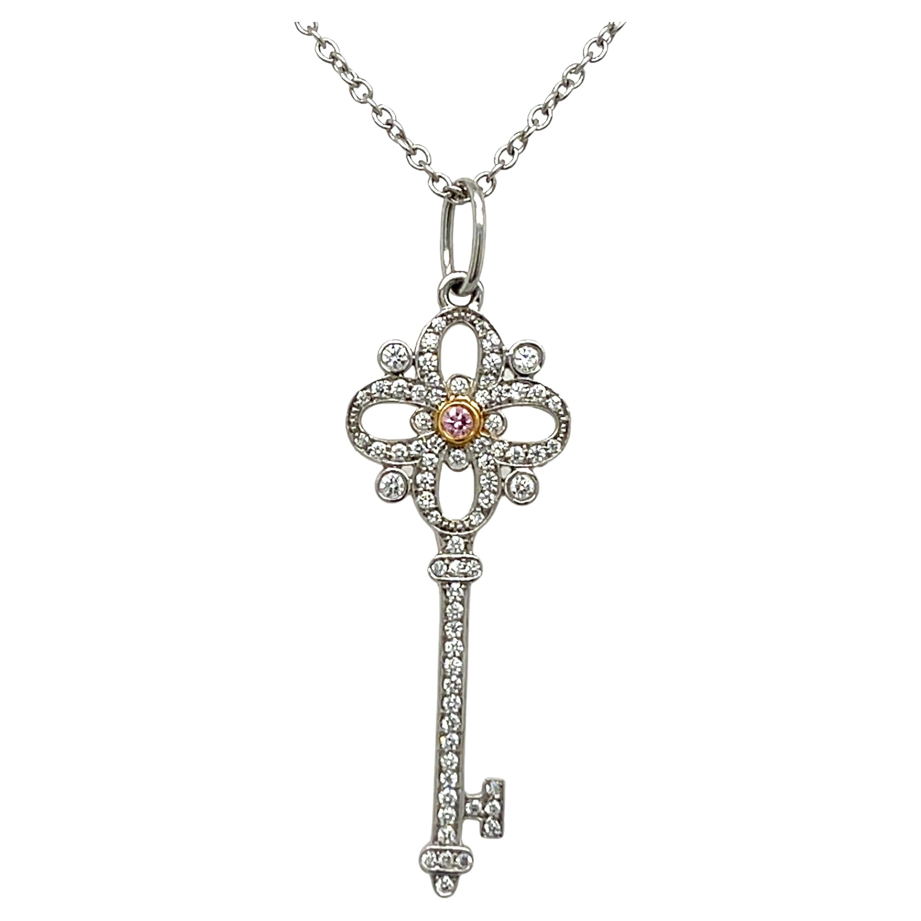 Tiffany & Co. Diamond Diamond Floret Key Platin-Anhänger