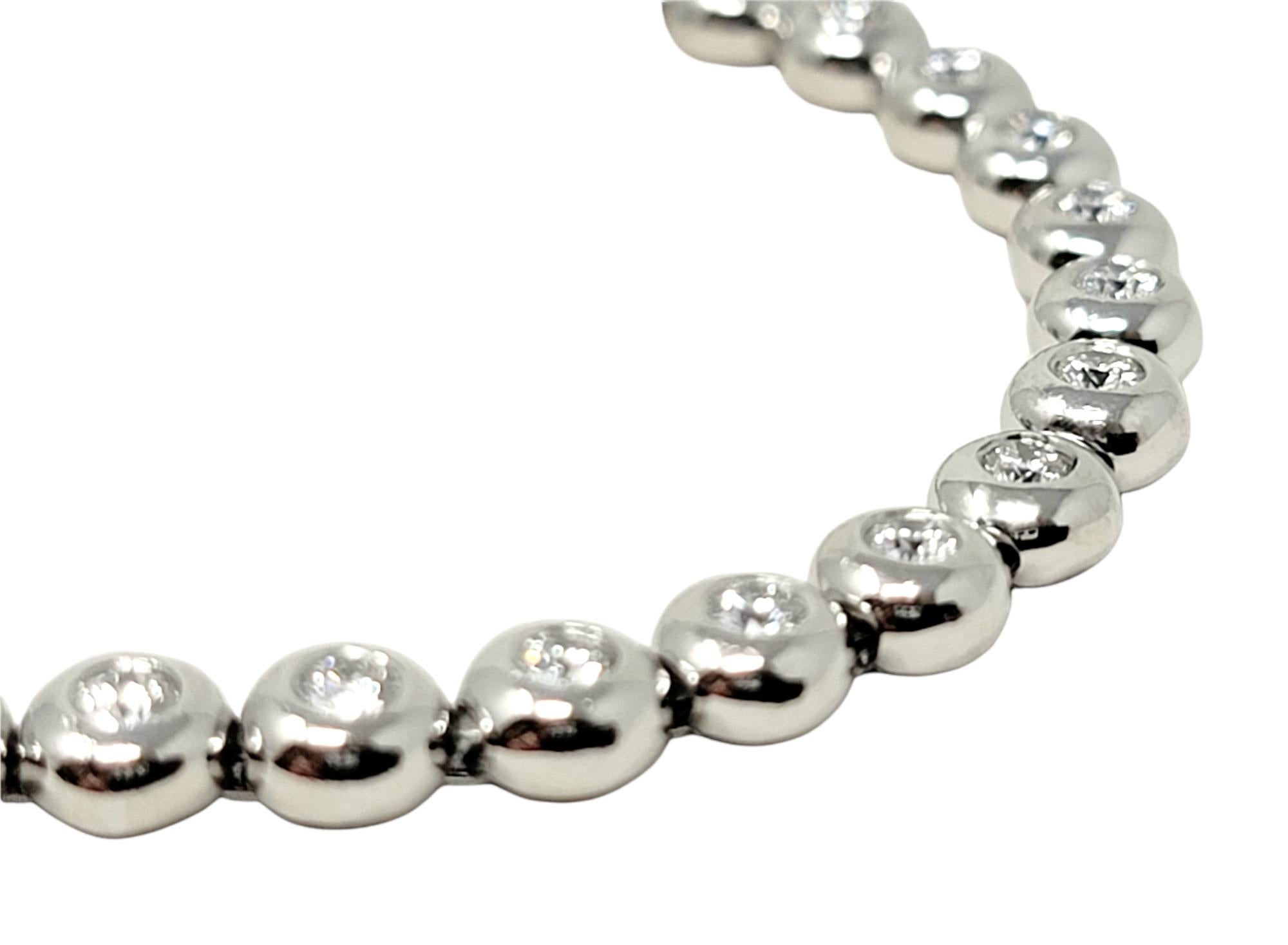 Moderne Tiffany & Co. Bracelet en ligne serti d'un bezel Diamond Doughnut 3.00 Carats en platine en vente