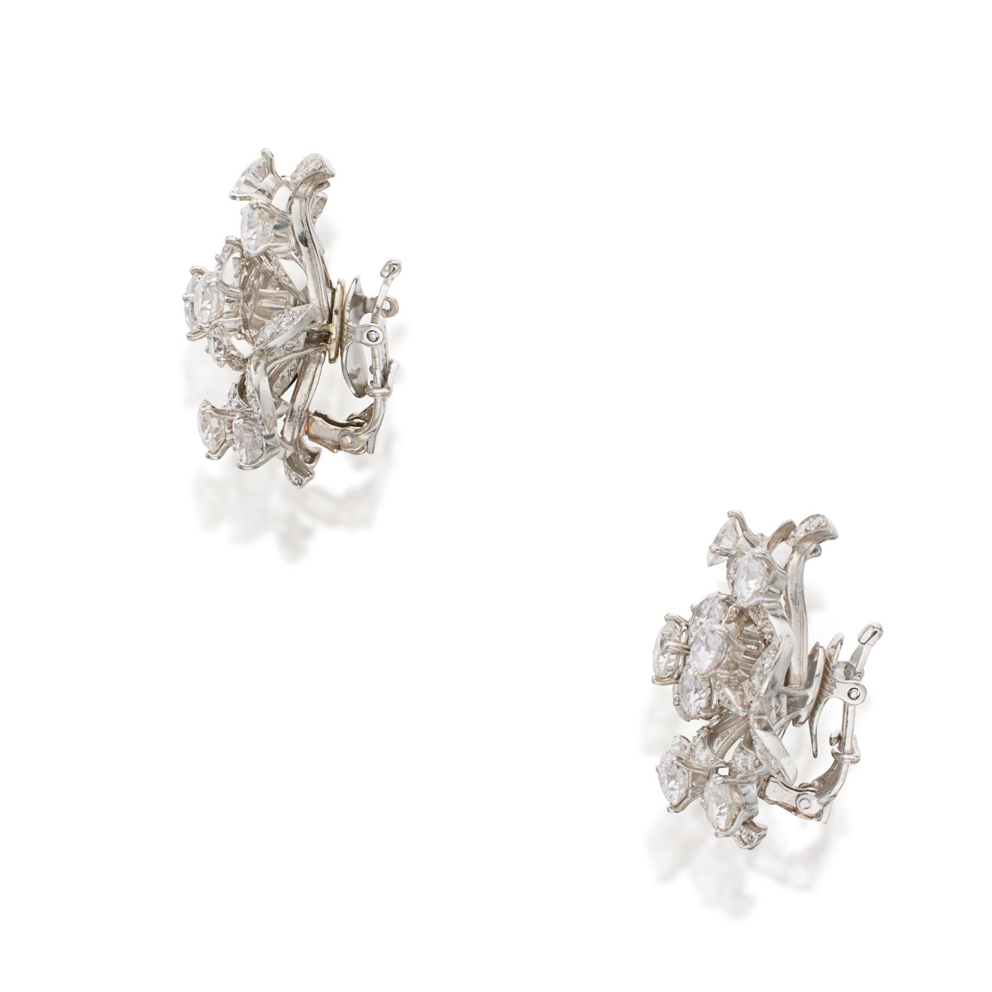 Donald Claflin, Donald Claflin, Diamant-Ohrringe von Tiffany & Co (Rundschliff)