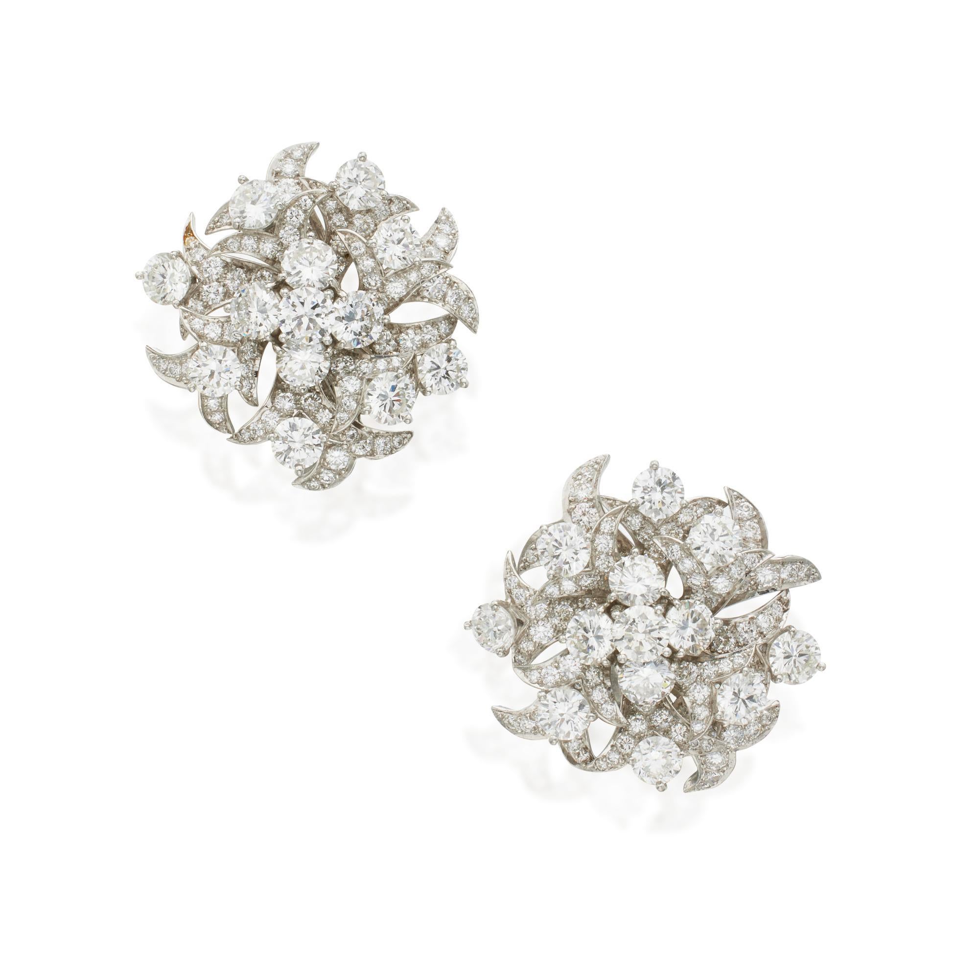 Donald Claflin Boucles d'oreilles Tiffany & Co en diamants Excellent état - En vente à New York, NY