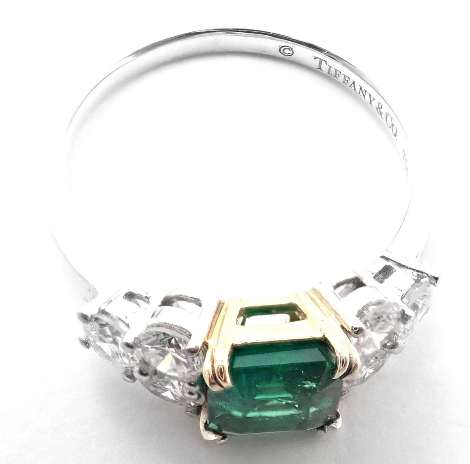 Tiffany & Co Diamond Emerald White And Yellow Gold Cocktail Ring In Excellent Condition In Holland, PA