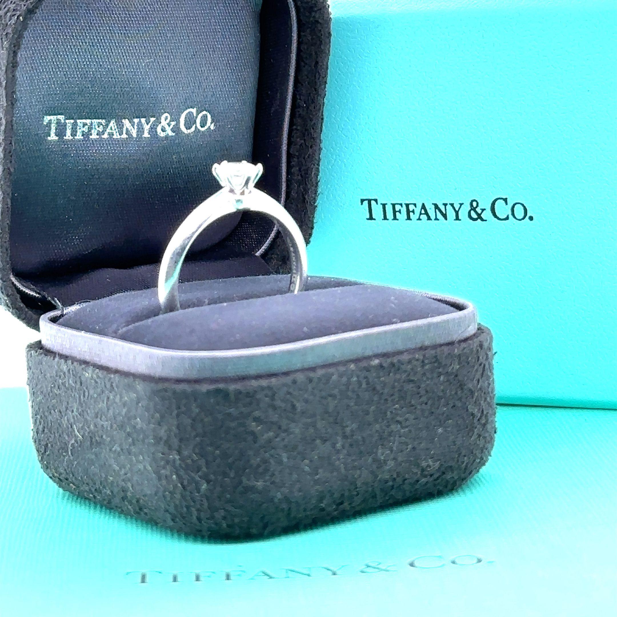 Tiffany & Co Diamond Engagement Ring 0.52ct For Sale 1