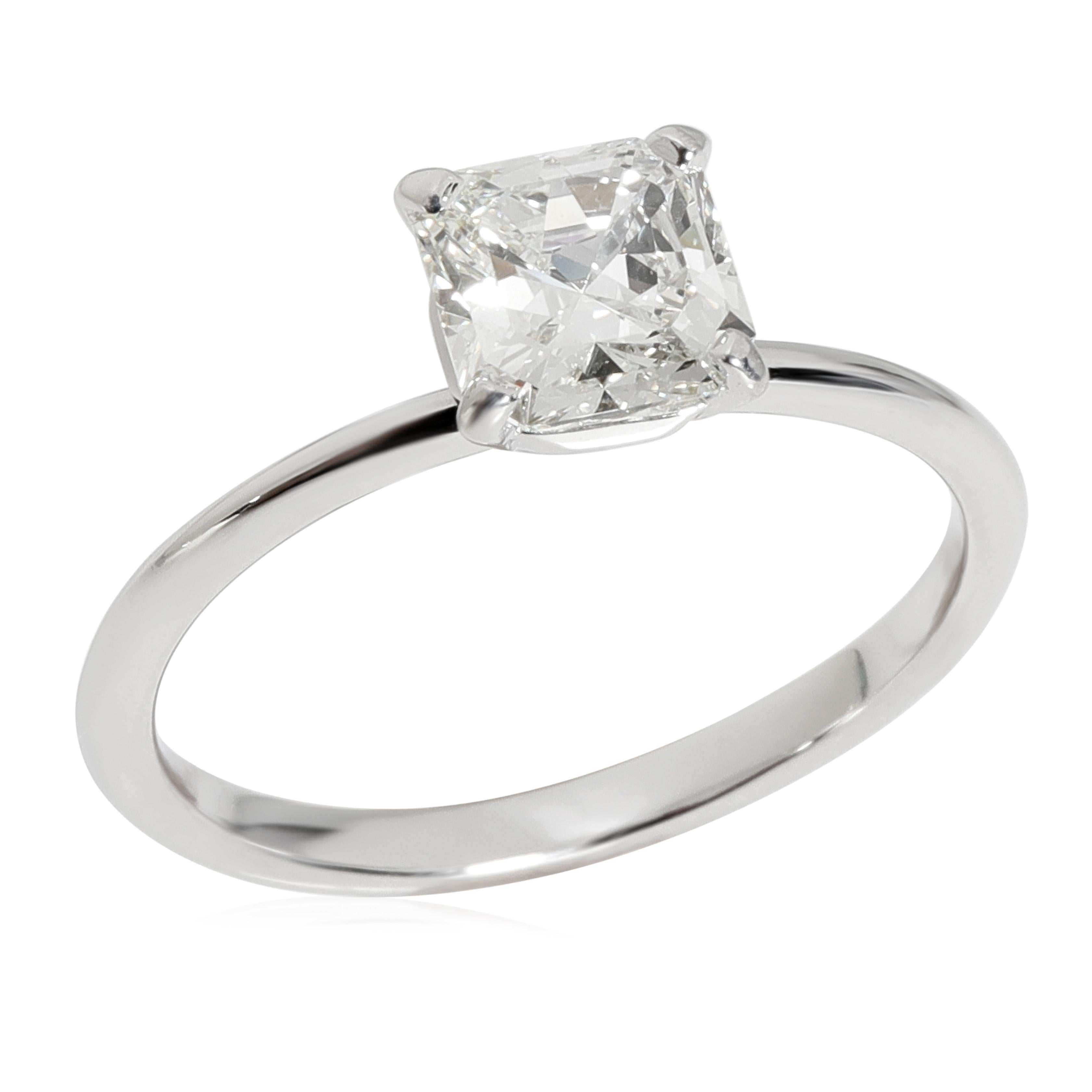 Tiffany & Co. Diamond Engagement Ring in Platinum G-H VS1 1.01 CTW

PRIMARY DETAILS
SKU: 117111
Listing Title: Tiffany & Co. Diamond Engagement Ring in Platinum G-H VS1 1.01 CTW
Condition Description: Retails for 17600 USD. In excellent condition