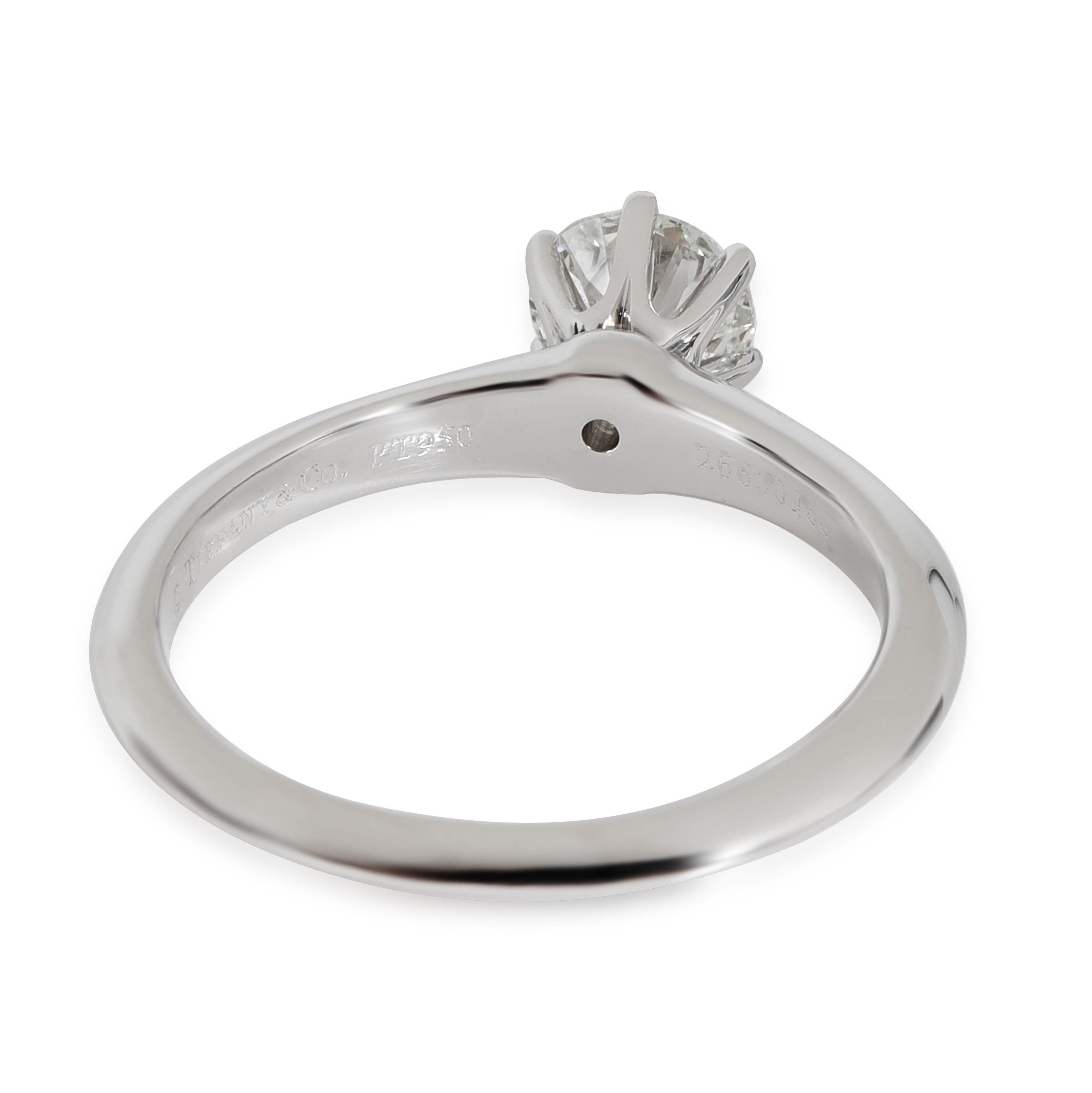 Tiffany & Co. Diamond Engagement Ring in Platinum H VS1 0.90 CTW

PRIMARY DETAILS
SKU: 115813
Listing Title: Tiffany & Co. Diamond Engagement Ring in Platinum H VS1 0.90 CTW
Condition Description: Retails for 12250 USD. In excellent condition and