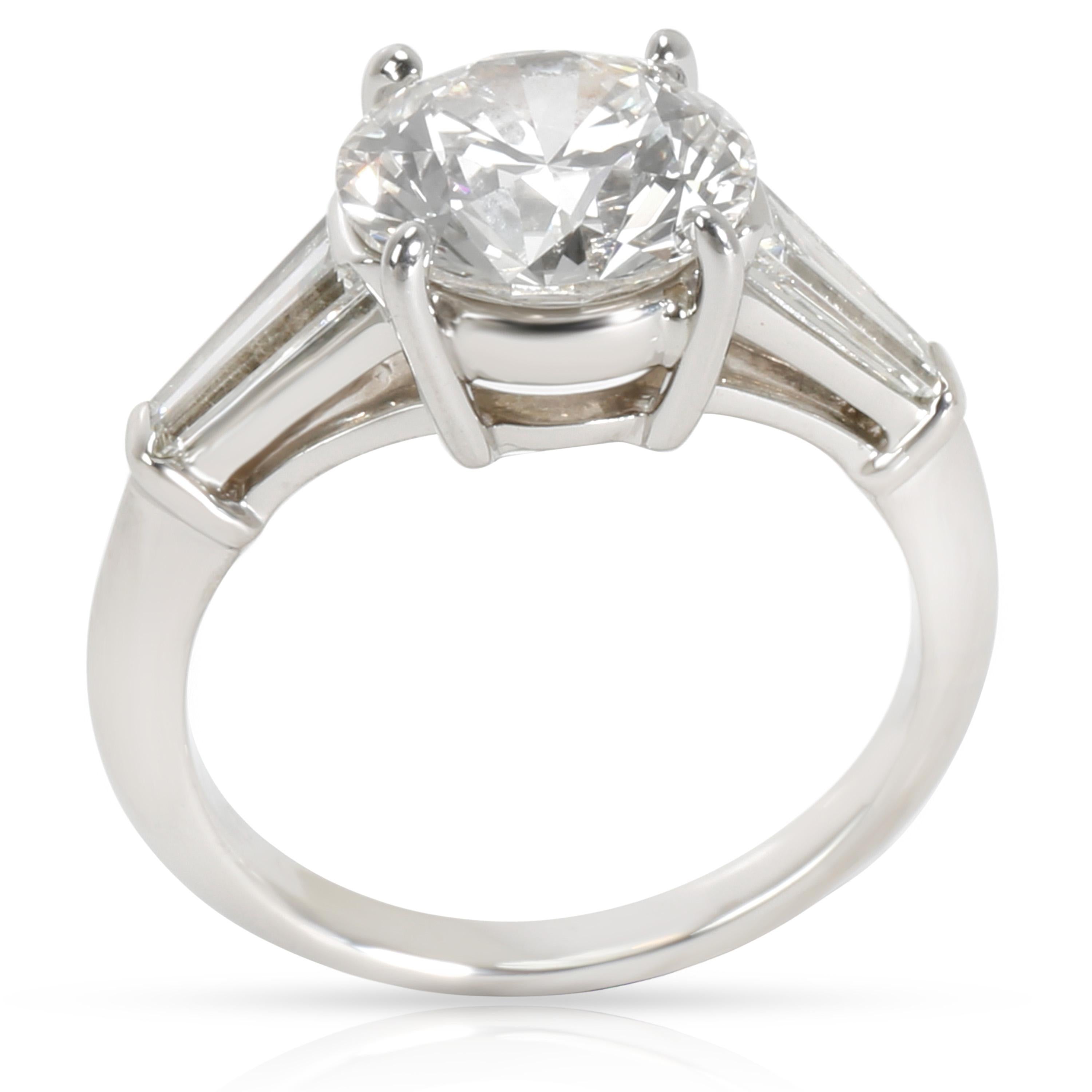 Modern Tiffany & Co. Diamond Engagement Ring in Platinum H VS1 3.16 Carat