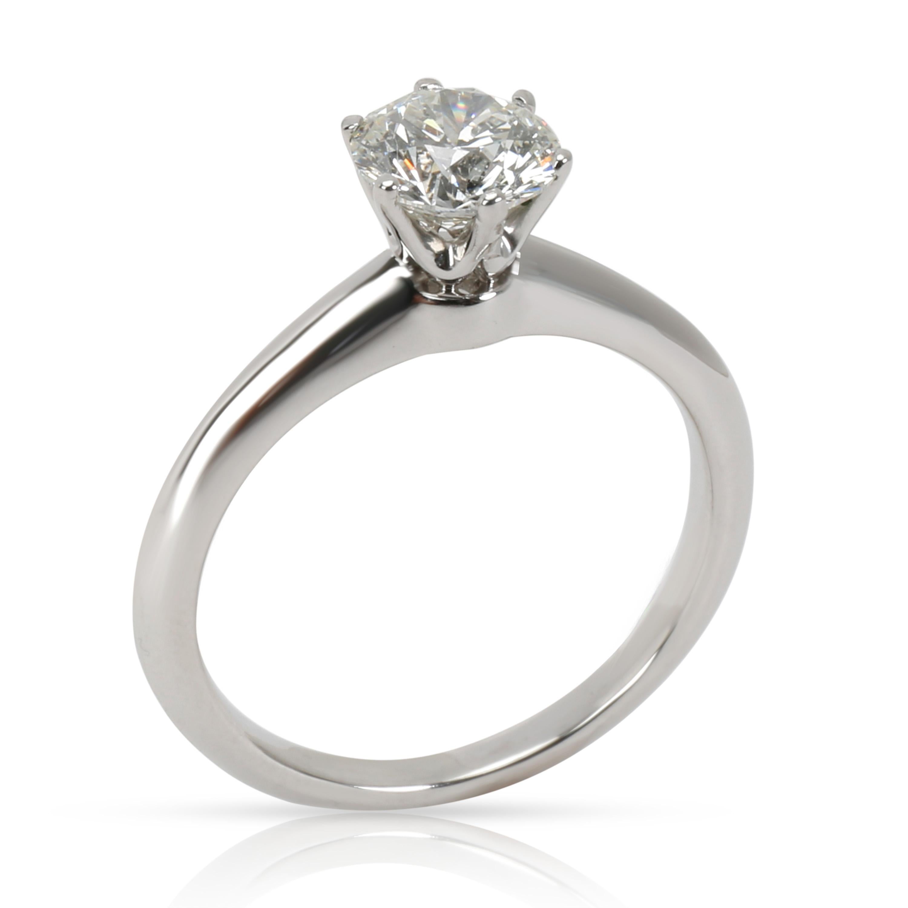Round Cut Tiffany & Co. Diamond Engagement Ring in Platinum H VS2 1.01 Carat