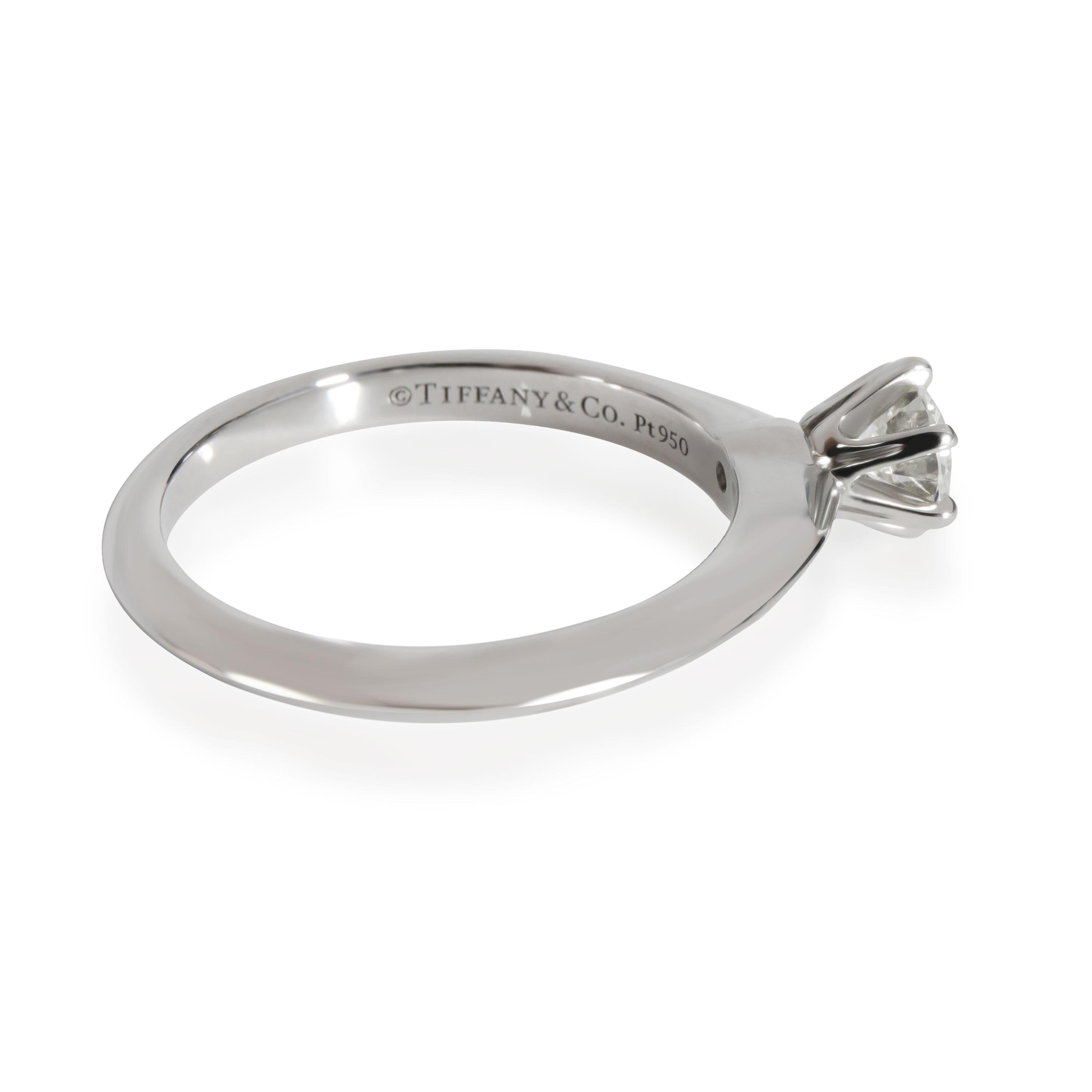 Tiffany & Co. Bague de fiançailles avec diamant en platine et platine I VS1 0,33 carat Excellent état - En vente à New York, NY