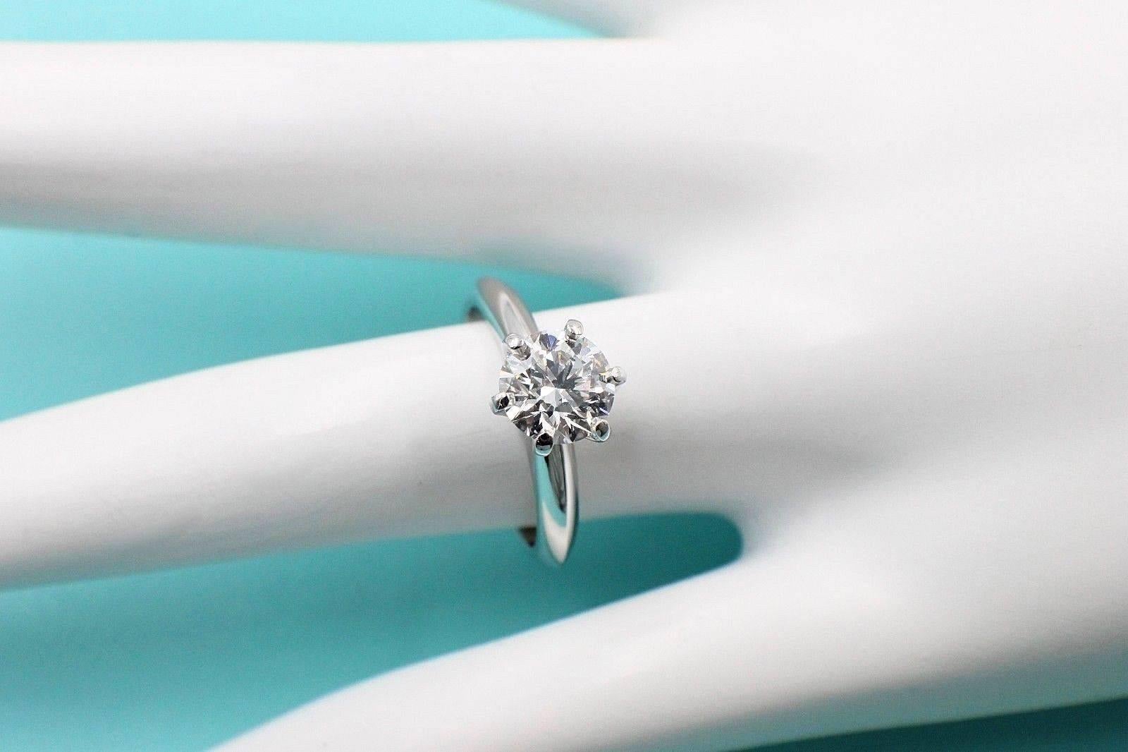Tiffany & Co. Diamond Engagement Ring Round 1.09 Carat I VS2 In Excellent Condition In San Diego, CA