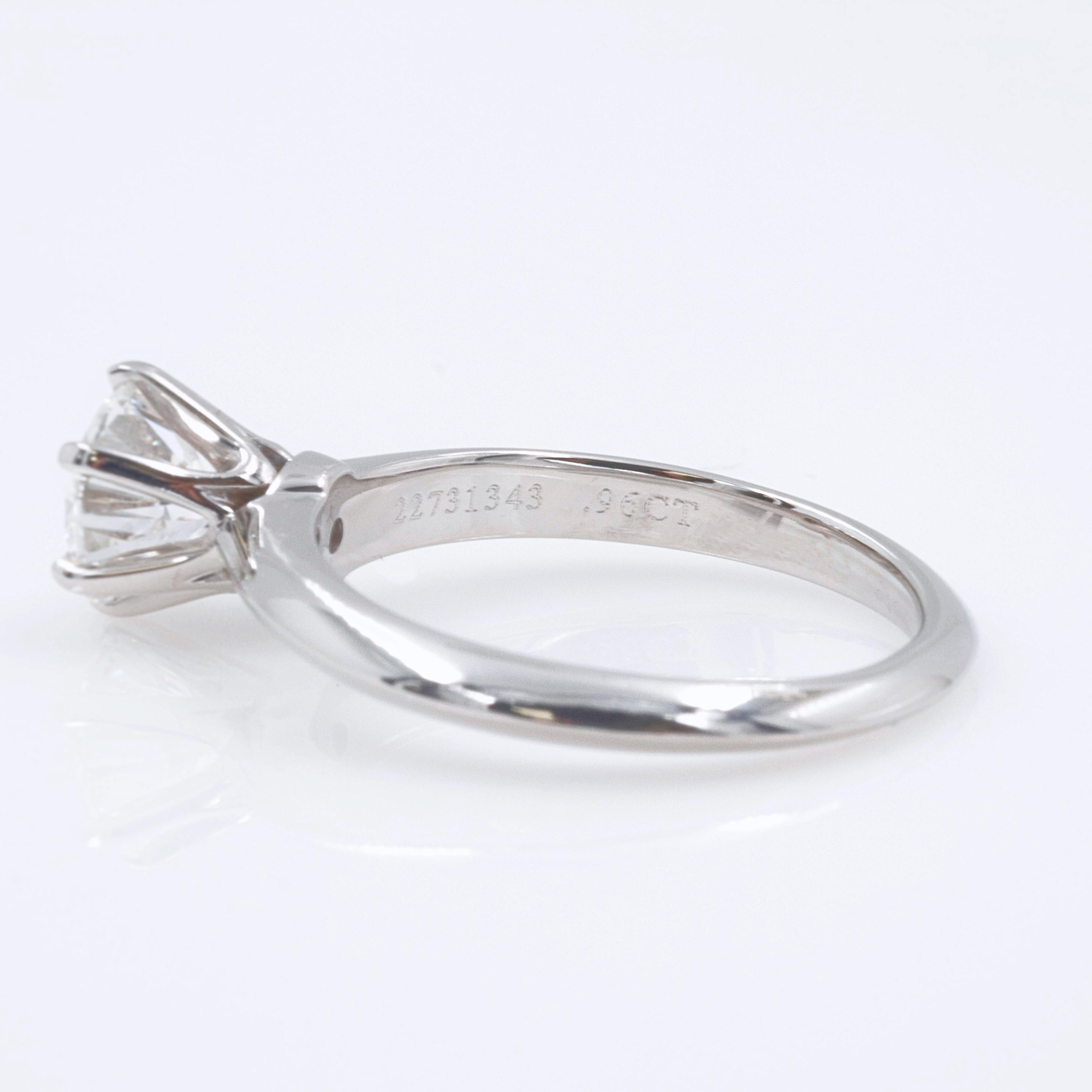 Tiffany & Co. Diamond Ring Round Solitaire 0.96 Carat E VS1 Papers Box 2