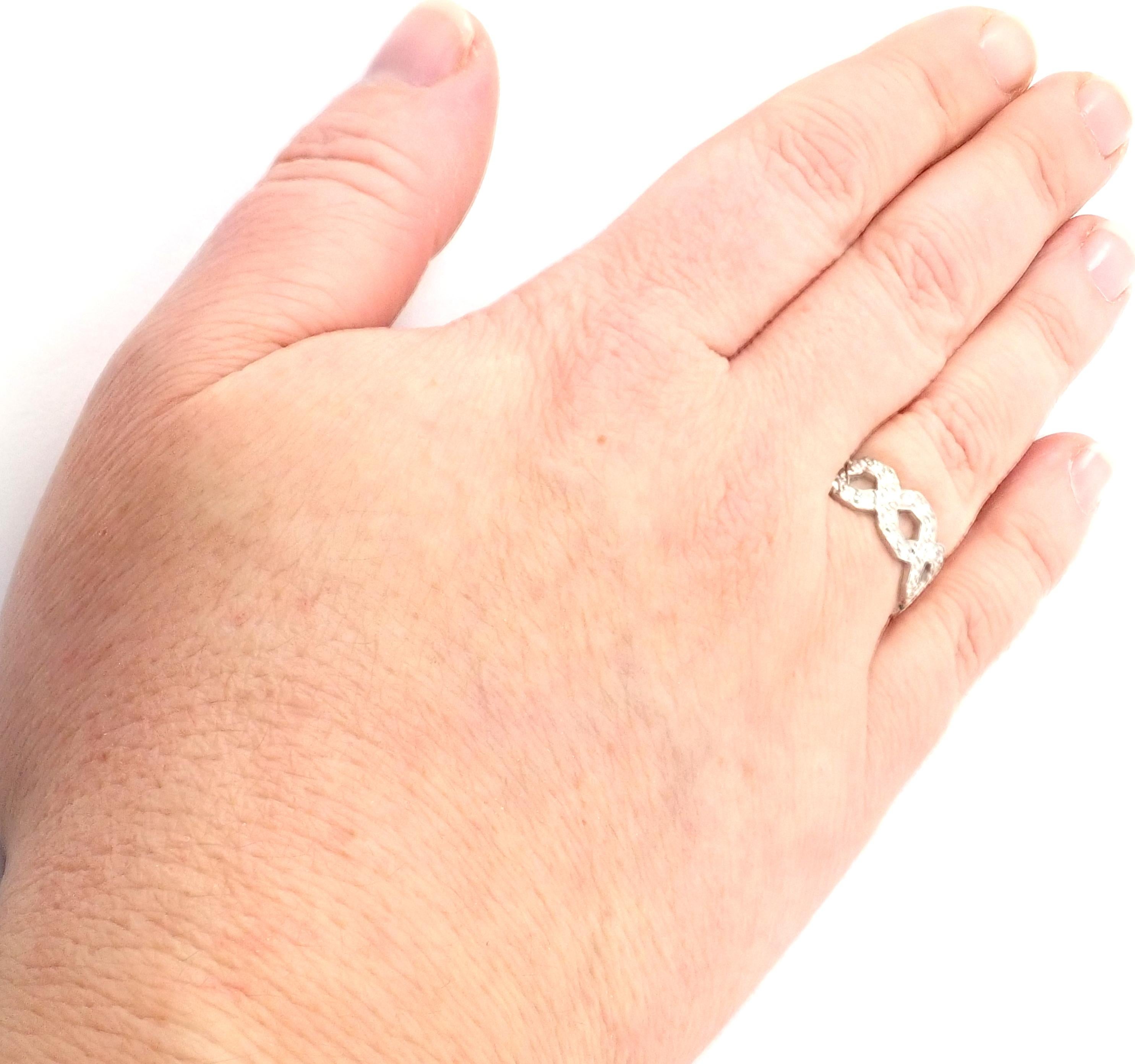 Tiffany & Co Diamond Eternal Wide Link Platinum Band Ring In Excellent Condition In Holland, PA
