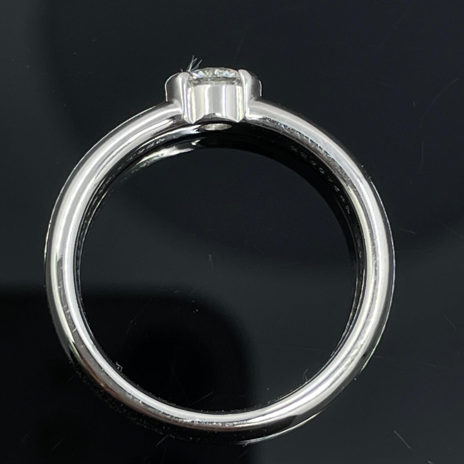 Tiffany & Co. Anello solitario in platino con diamante Etoile da 0,28 ct. In condizioni ottime in vendita a Orlando, FL