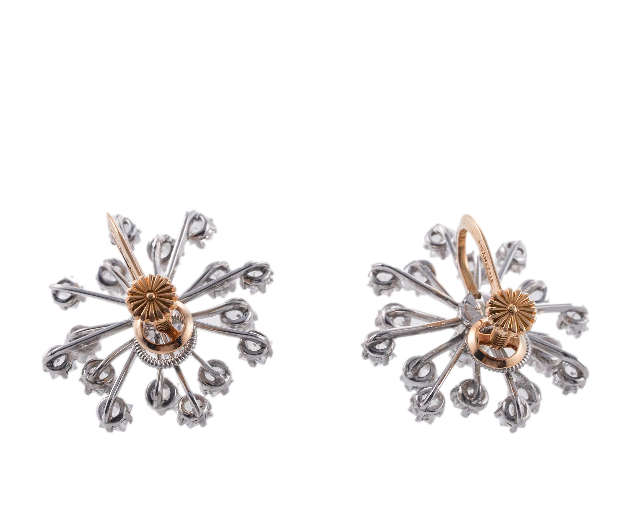 Schneeflocken-Ohrringe von Tiffany & Co aus Gold und Platin mit Diamanten im Zustand „Hervorragend“ im Angebot in New York, NY