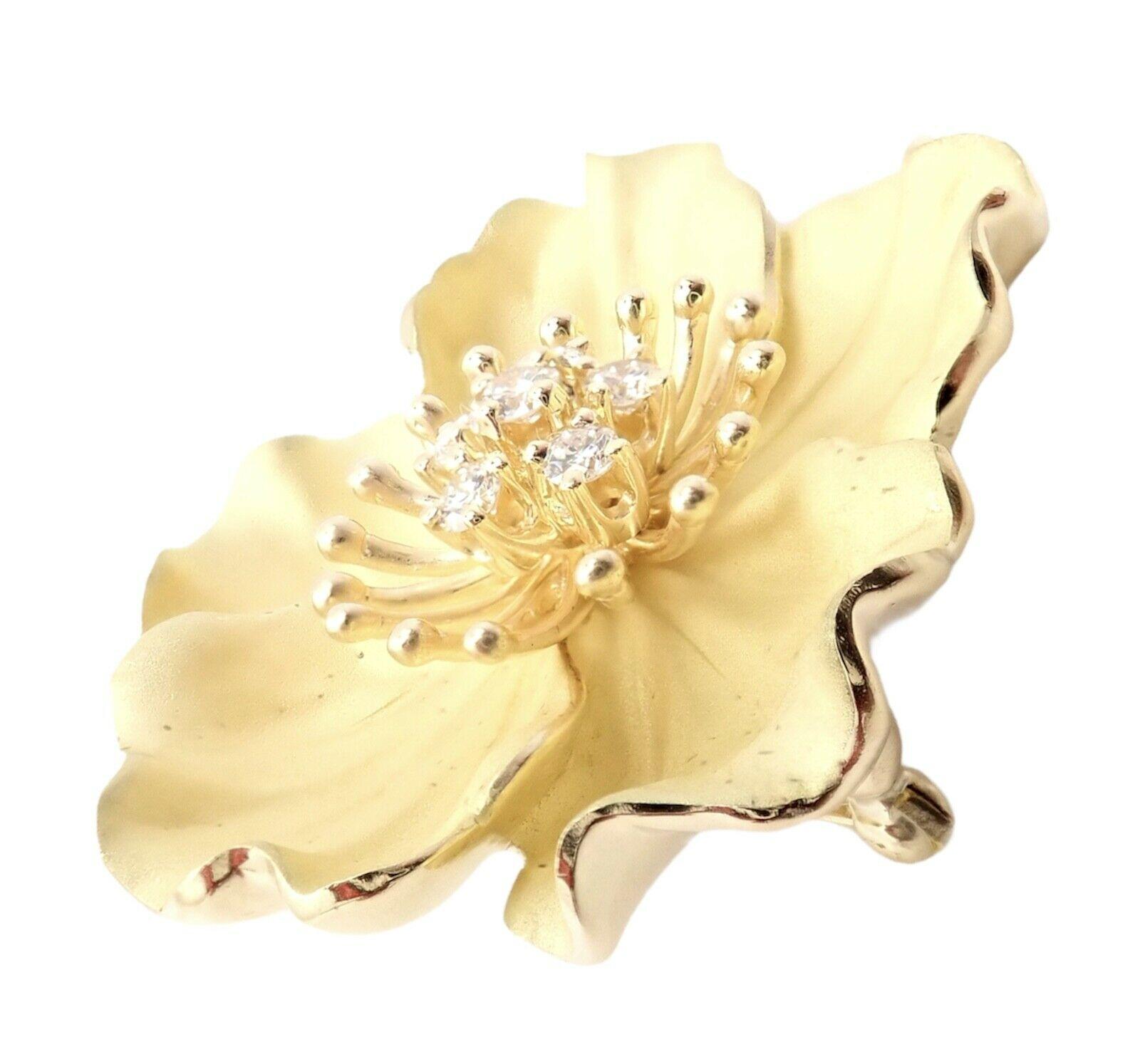 Tiffany & Co Broche fleur en or et diamants Excellent état - En vente à Holland, PA