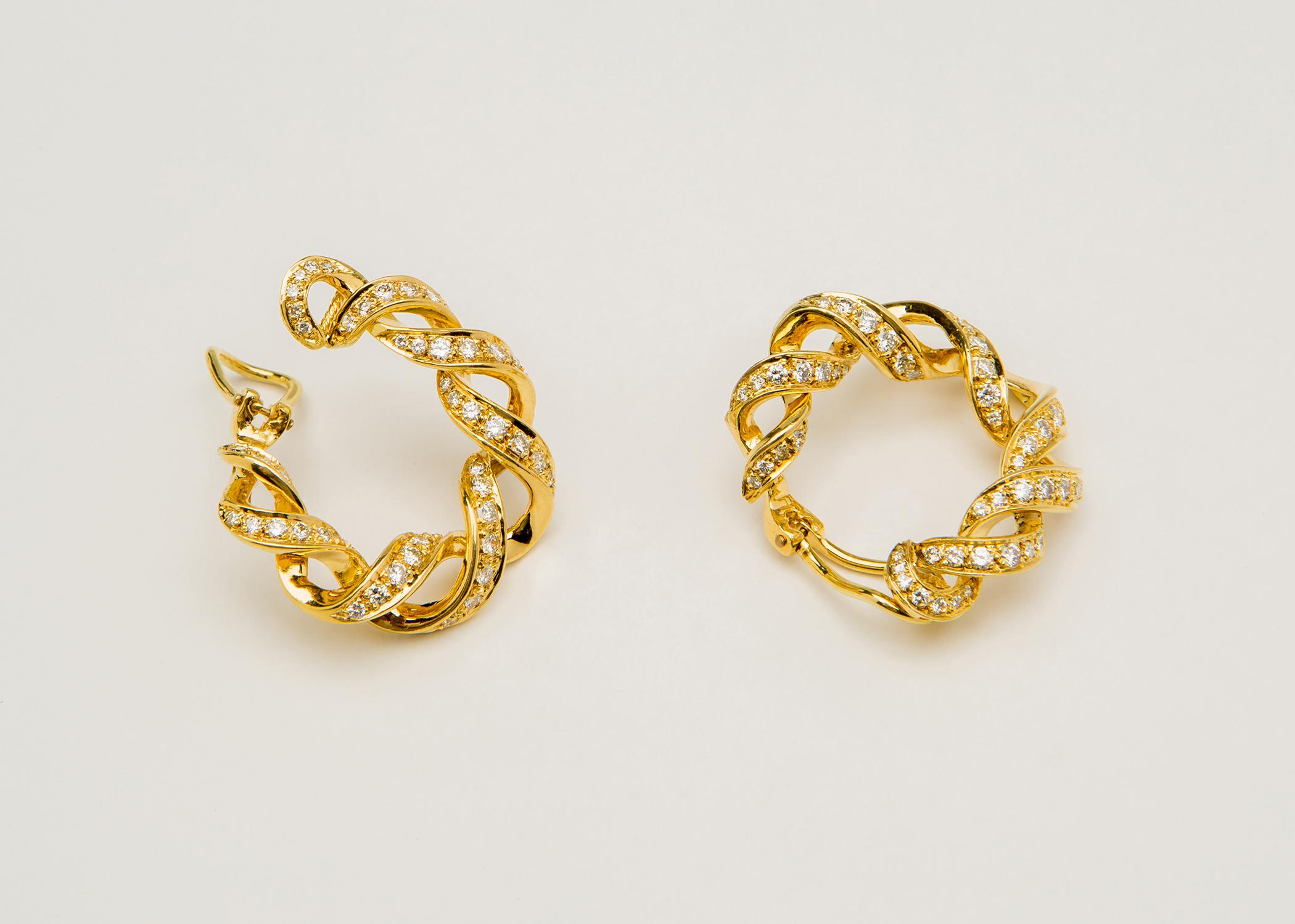 tiffany & co gold hoop earring