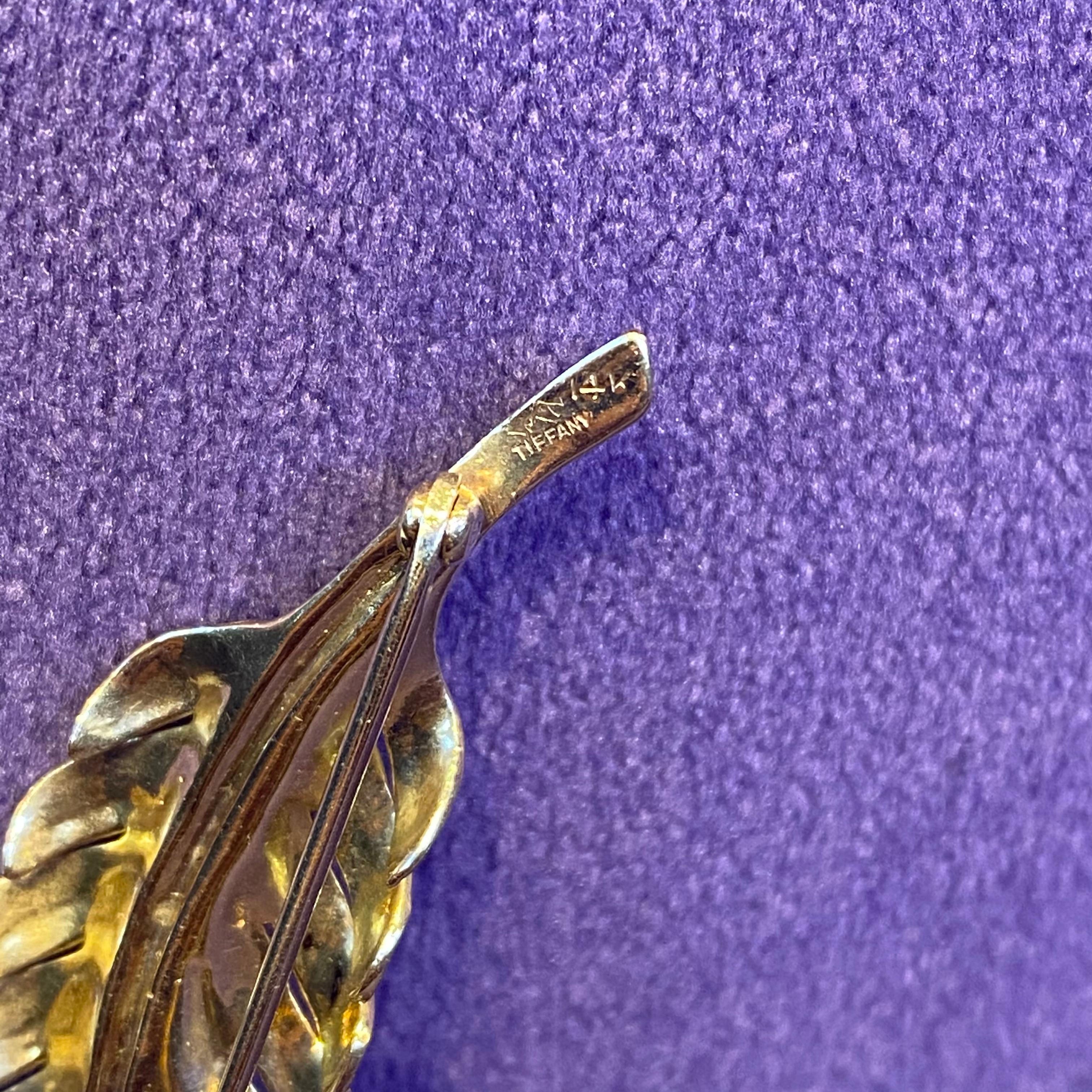 Tiffany & Co Diamond & Gold Leaf Brooch In Excellent Condition For Sale In New York, NY