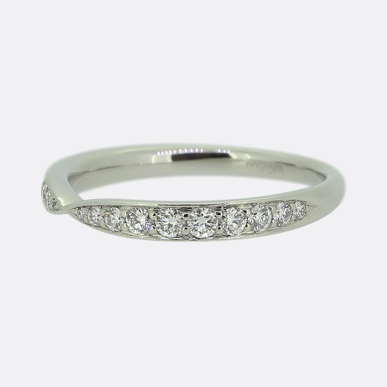 This is a platinum diamond ring from the luxury jewellery designer Tiffany & Co. The ring forms part of the harmony collection and would sit perfectly next to an engagement ring.


Condition: Used (Very Good)
Weight: 3.8 grams
Ring Size: I (48)