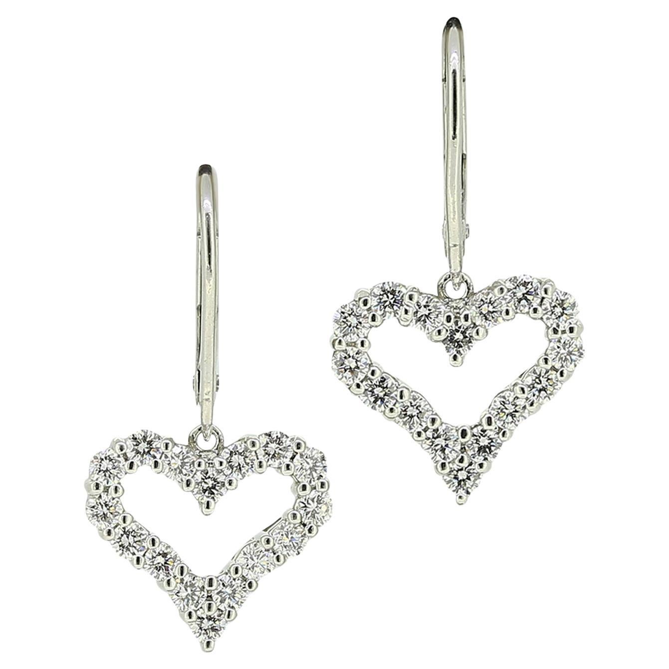 Tiffany & Co. Boucles d'oreilles pendantes en forme de cœur de diamant en vente