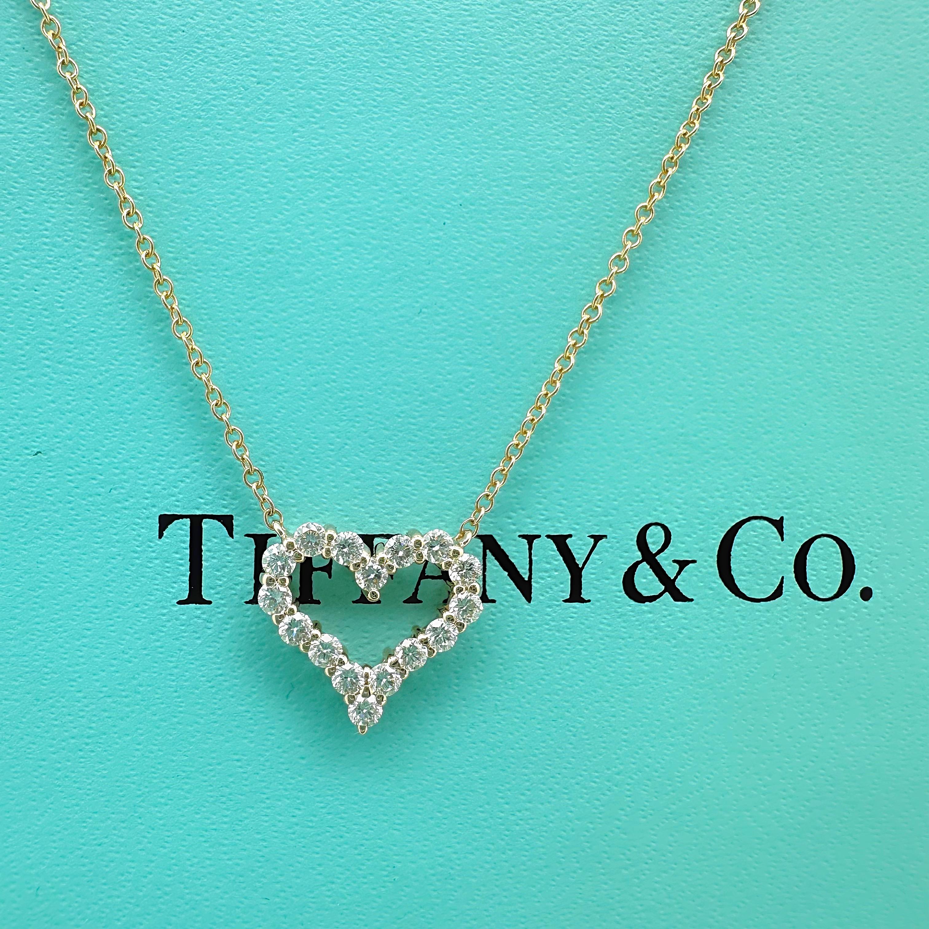 Tiffany & Co. Collier pendentif cœur en or rose 18 carats avec diamants taille mini en vente 2