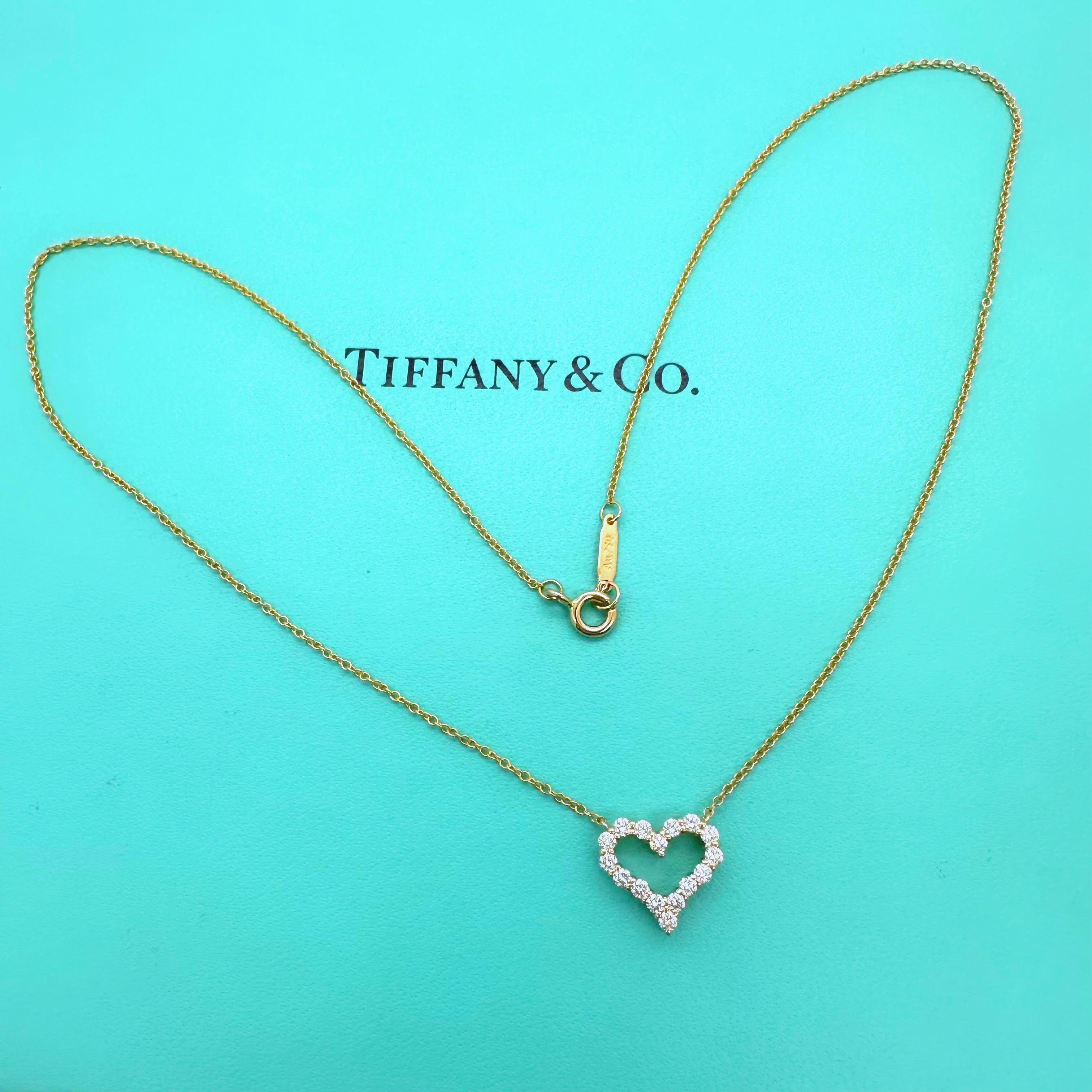 Tiffany & Co. Collier pendentif cœur en or rose 18 carats avec diamants taille mini en vente 3