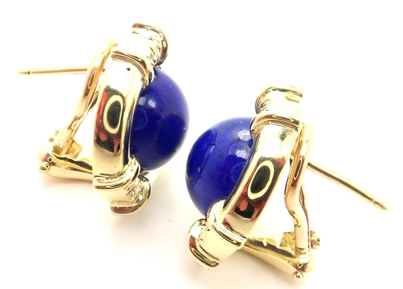 18k Yellow Gold Diamond Lapis Lazuli Earrings by Tiffany & Co. 
With 12 round brilliant cut diamonds VS1 clarity, G color total weight approximately .20ct
2 lapis stones 10mm each
These earrings are made for pierced ears.
Details: 
Weight: 12.6