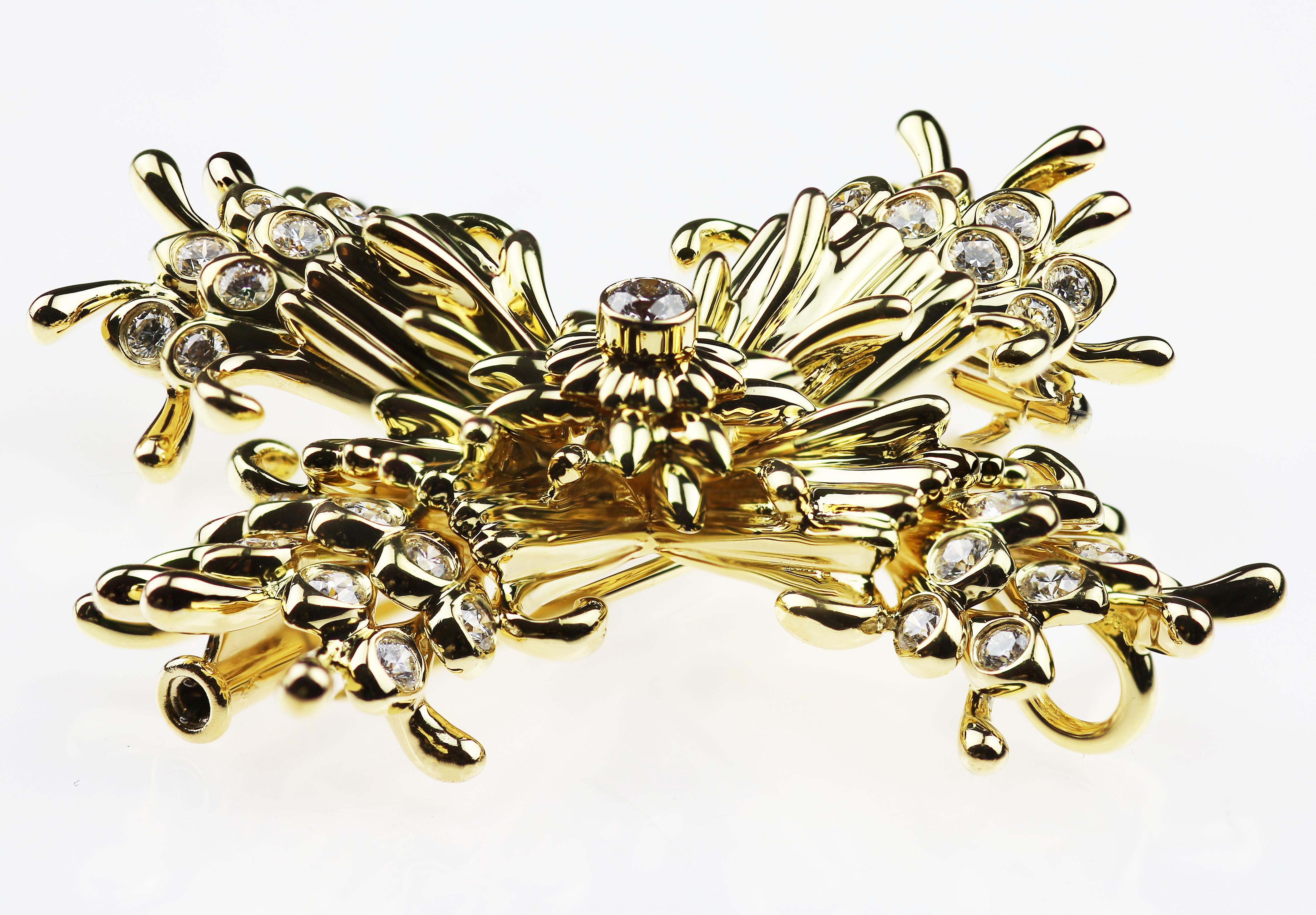 Retro Tiffany & Co. Schlumberger Diamond Clip-Brooch/Pendant, 18K Gold Maltese Cross