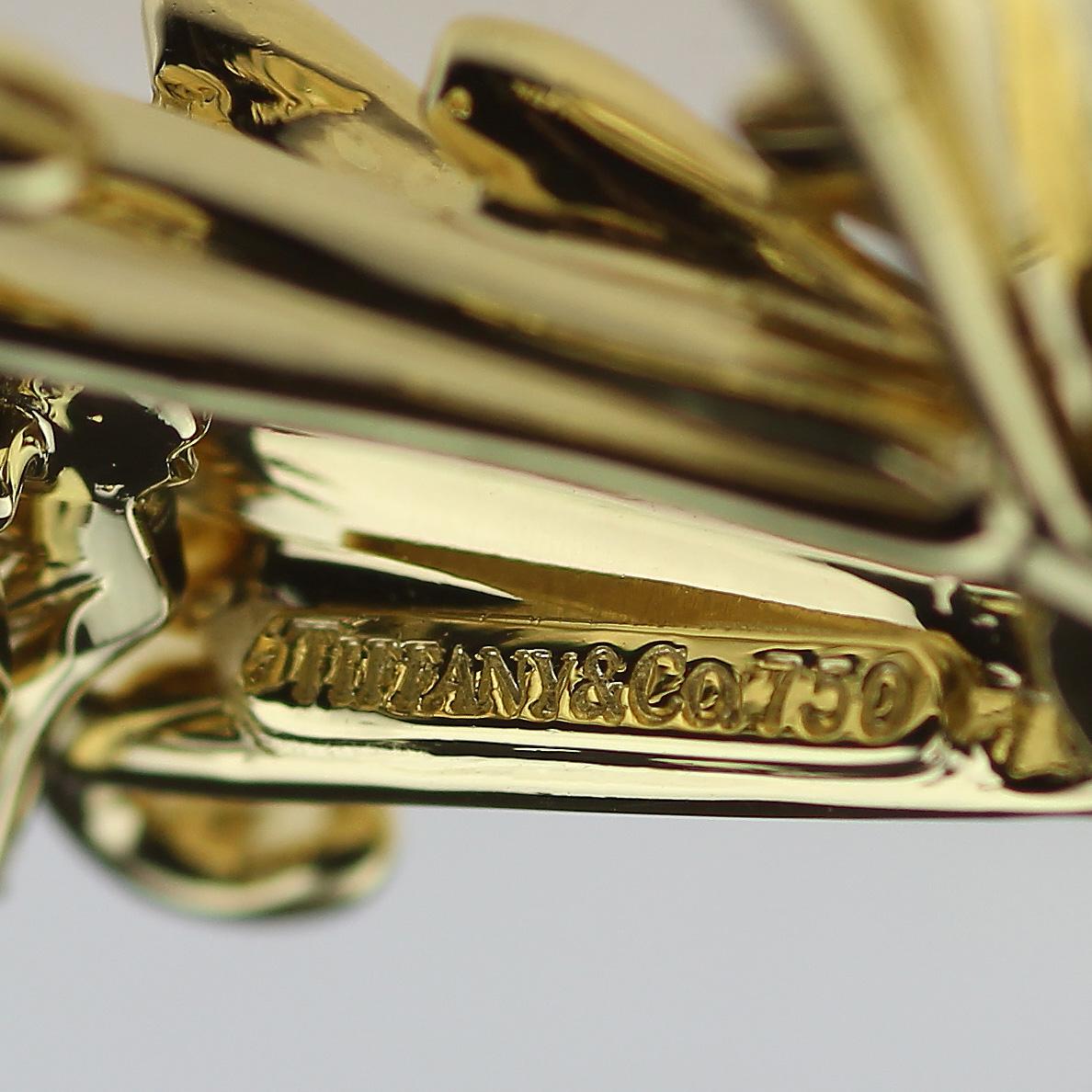 Tiffany & Co. Schlumberger Diamond Clip-Brooch/Pendant, 18K Gold Maltese Cross 1