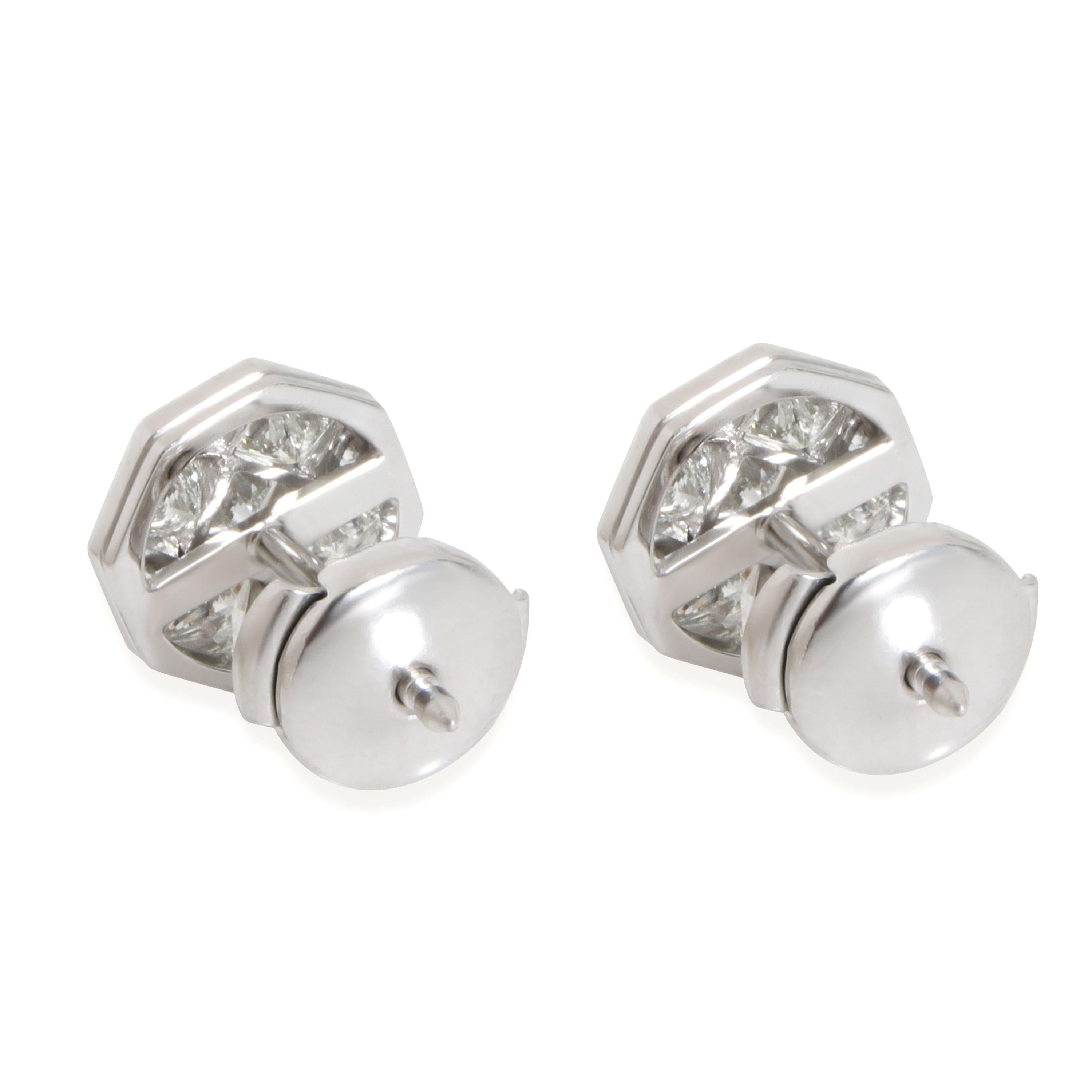 Tiffany & Co. Diamond Mosaic Stud Earring in  Platinum 1.15 CTW

PRIMARY DETAILS
SKU: 111575
Listing Title: Tiffany & Co. Diamond Mosaic Stud Earring in  Platinum 1.15 CTW
Condition Description: Retails for 9,000 USD. In excellent condition and