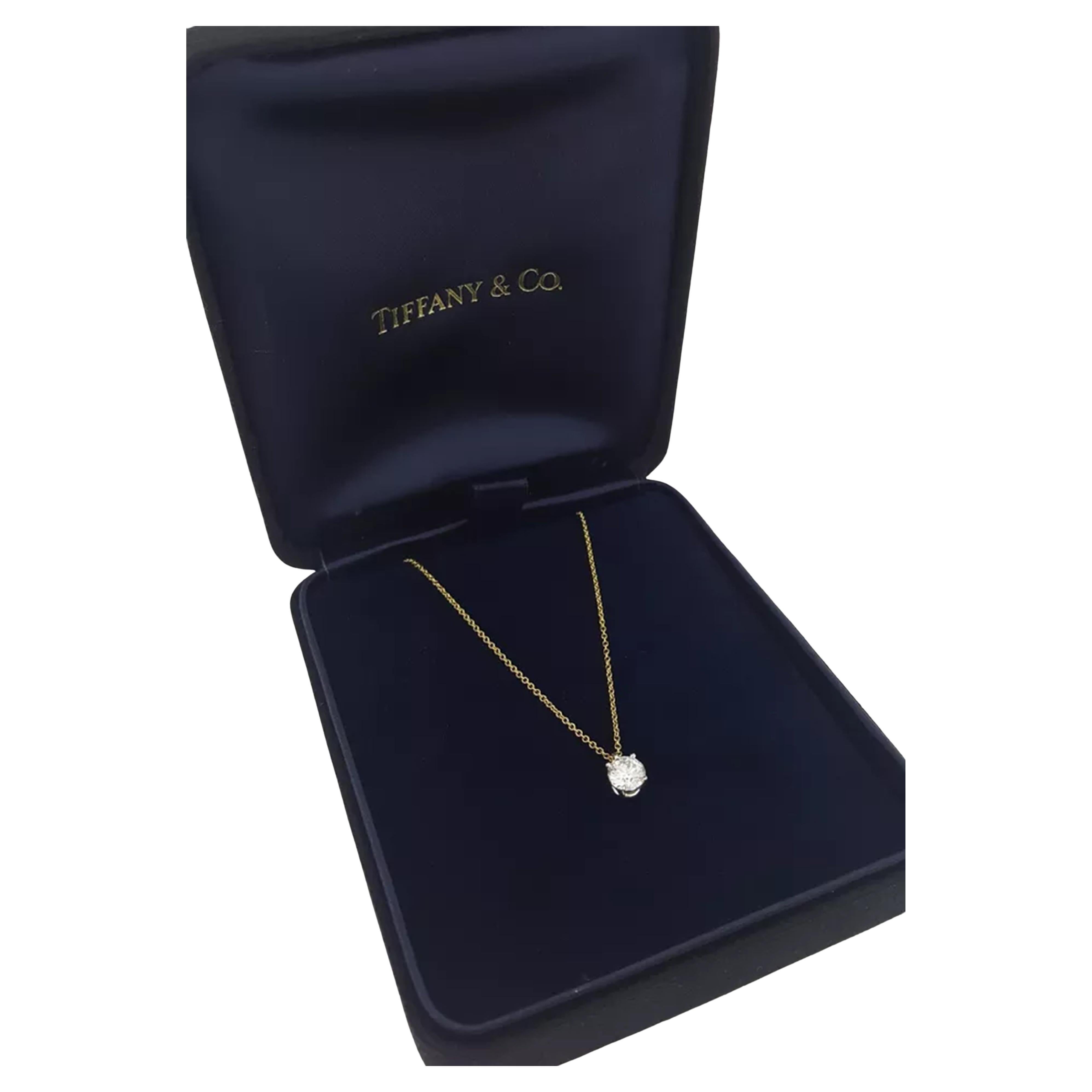 Tiffany & Co.  Diamond Pendant 18k Platinum In Excellent Condition For Sale In Chicago, IL