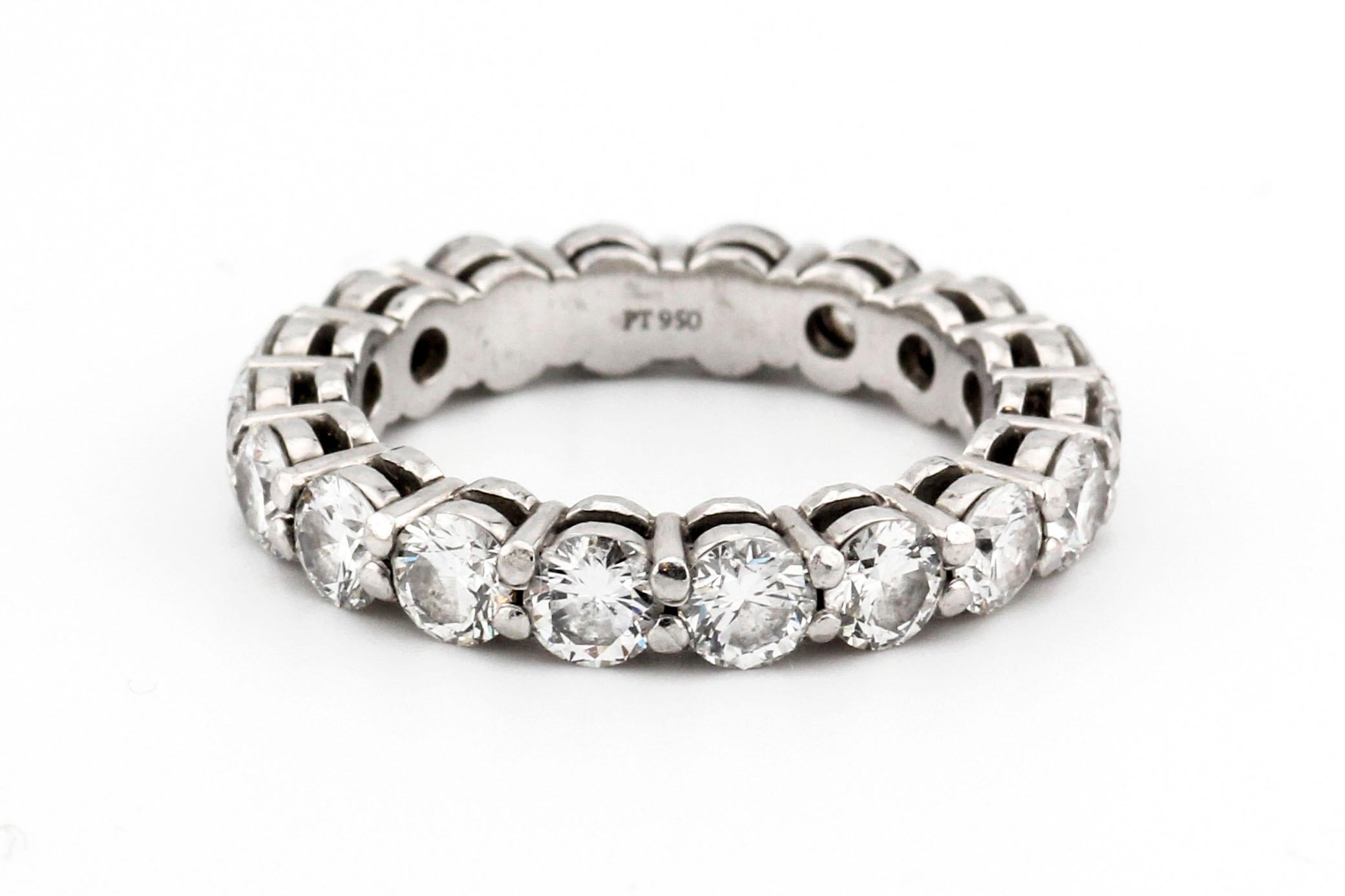 Taille brillant Tiffany & Co. Bague à monture partagée en platine et diamants de 3,7 mm, taille 6 en vente