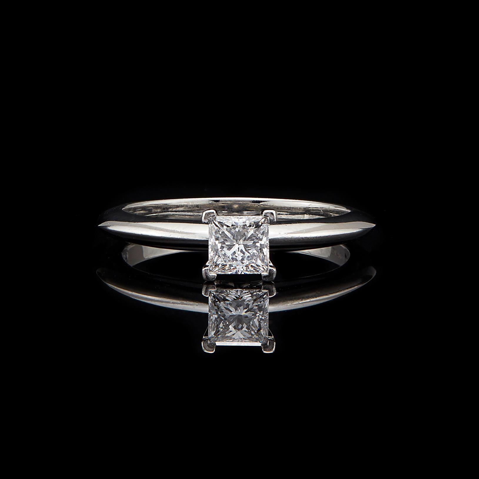 Tiffany & Co. Diamond and Platinum Engagement Ring In Excellent Condition In San Francisco, CA