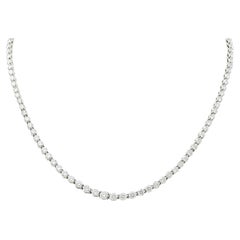 Tiffany & Co. Collana Riviera con diamanti, platino, floreale Victoria e linea graduata