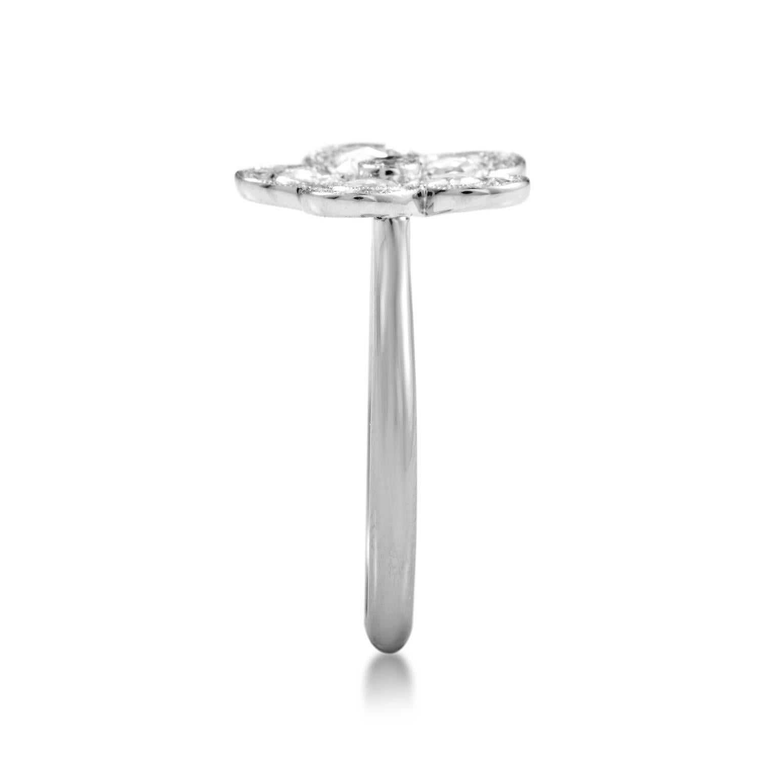 Tiffany & Co. Diamond Platinum Flower Ring In Excellent Condition In Southampton, PA