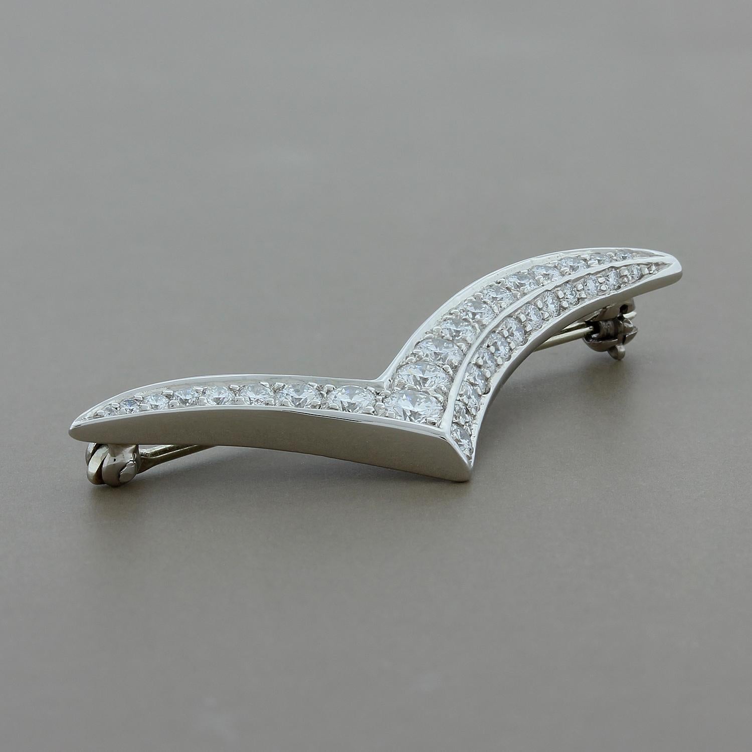 Tiffany & Co. Diamond Platinum Seagull Brooch In Excellent Condition In Beverly Hills, CA