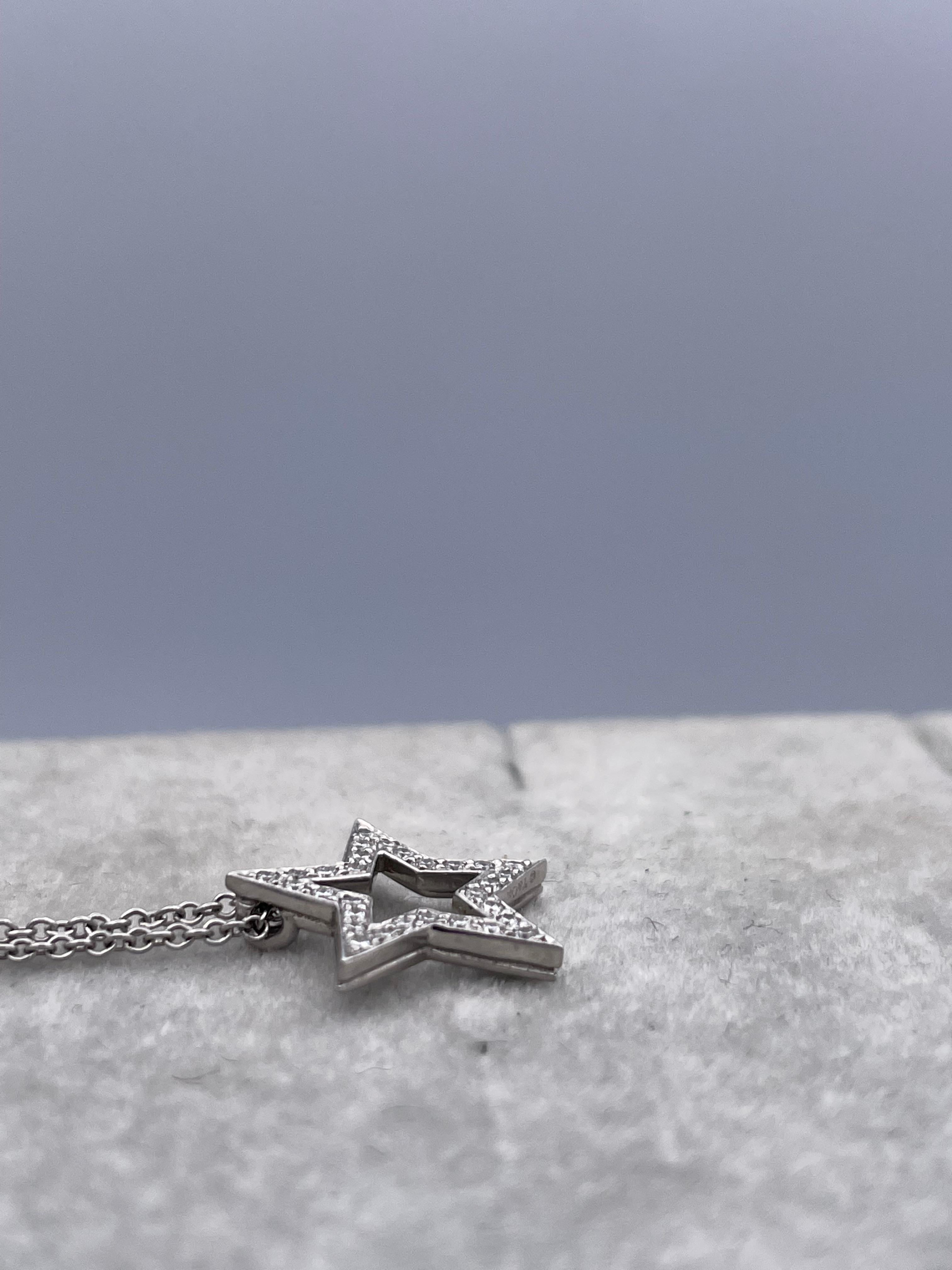 Tiffany & Co. Collar Estrella de Platino y Diamantes en Excelente Estado en New York, NY