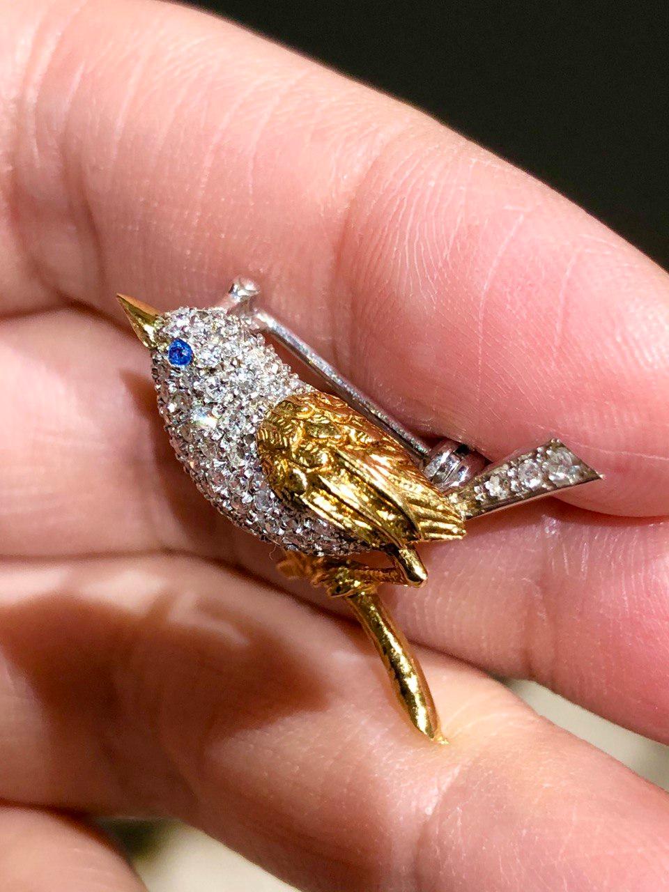 Tiffany & Co. Diamond Sapphire 18 Karat Gold Bird Brooch 1