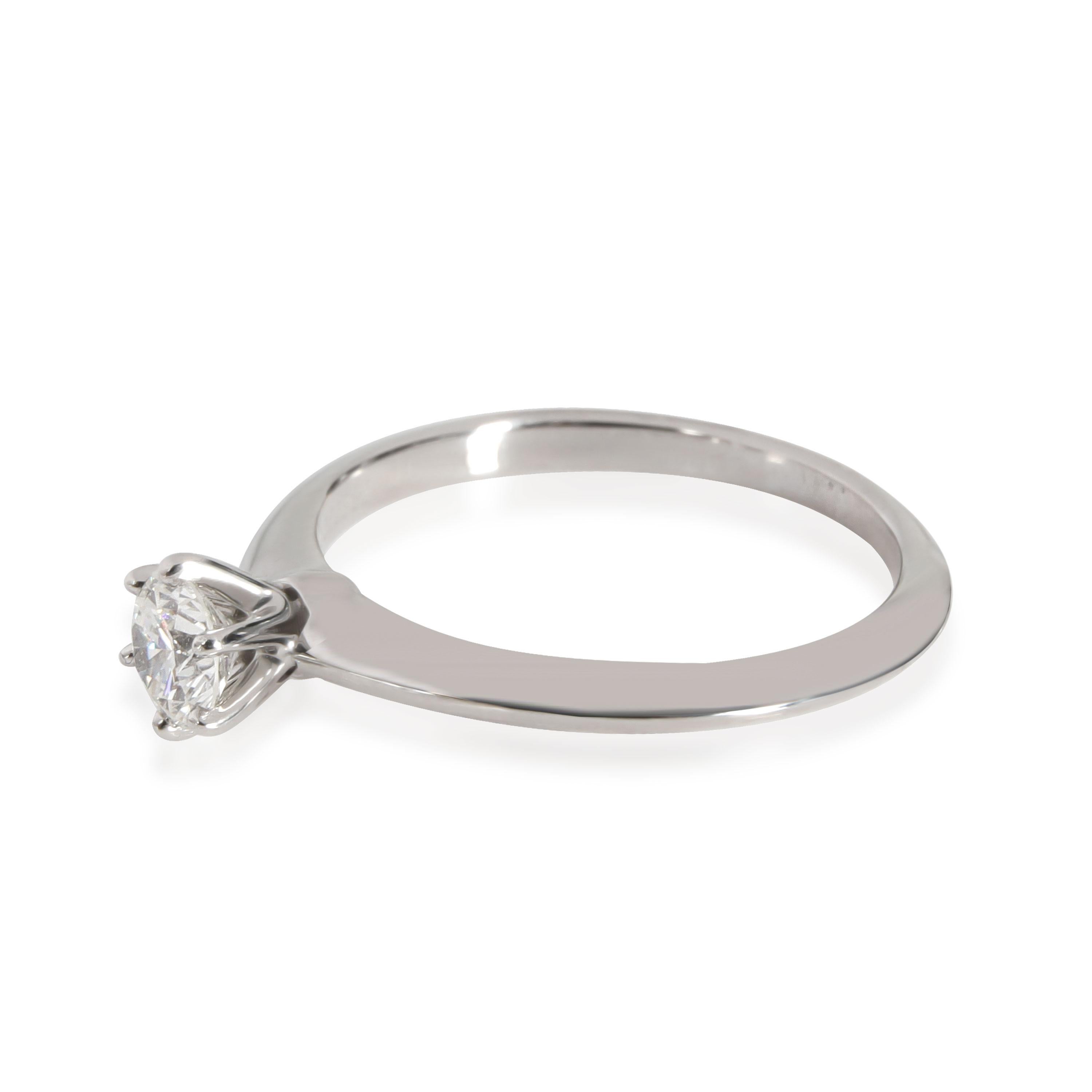 Tiffany & Co. Diamond Solitaire Engagement Ring in Platinum H VS1 0.33 CTW In Excellent Condition In New York, NY