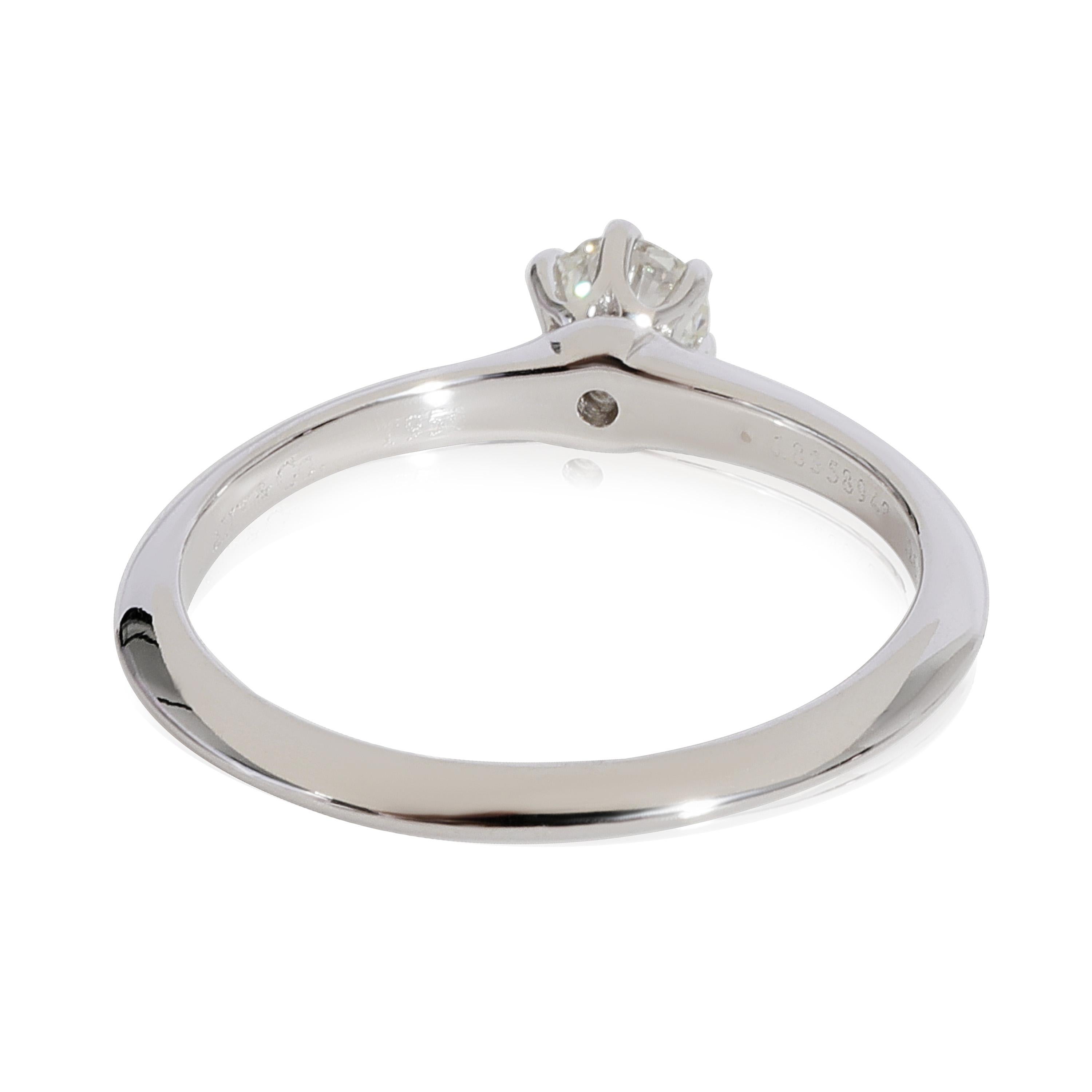 Round Cut Tiffany & Co. Diamond Solitaire Ring in Platinum H VS1 0.26 CTW For Sale