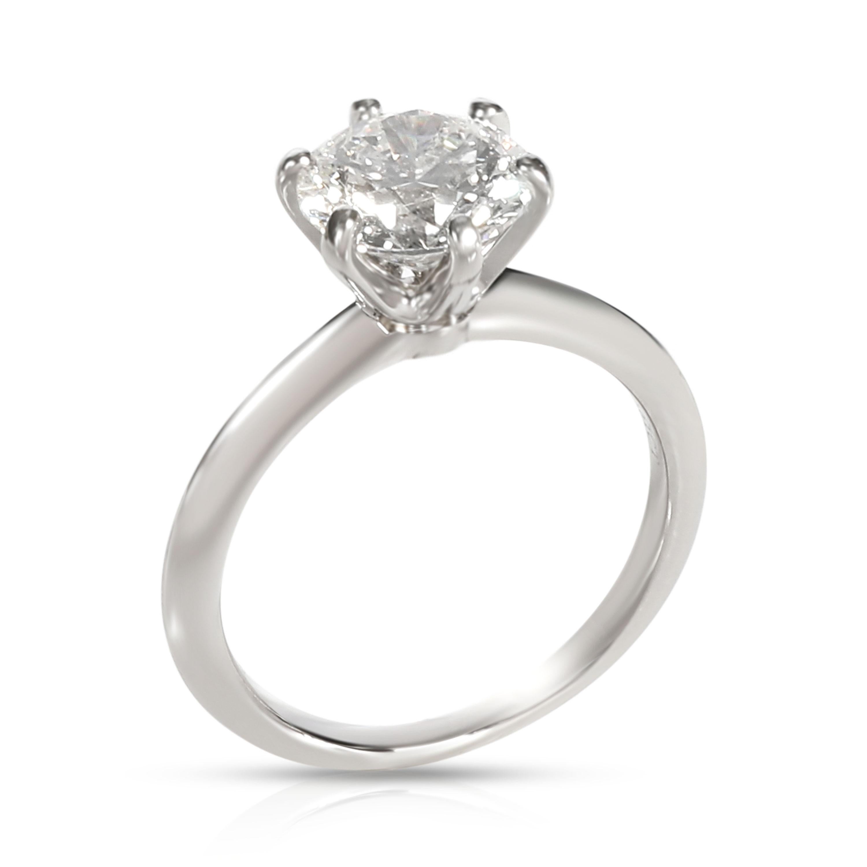 Tiffany & Co. Diamond Solitaire Ring in Platinum I SI1 2.61 Carat In Excellent Condition In New York, NY