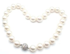 Tiffany & Co Diamond South Sea Large Pearl Platinum Necklace