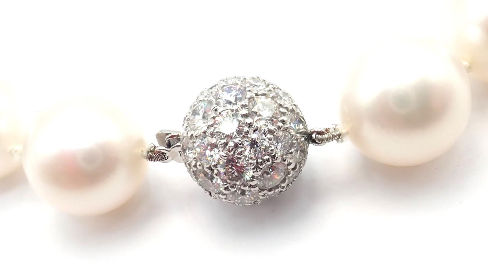 Taglio brillante Tiffany & Co. Collana in platino con diamanti dei mari del sud e perle grandi in vendita