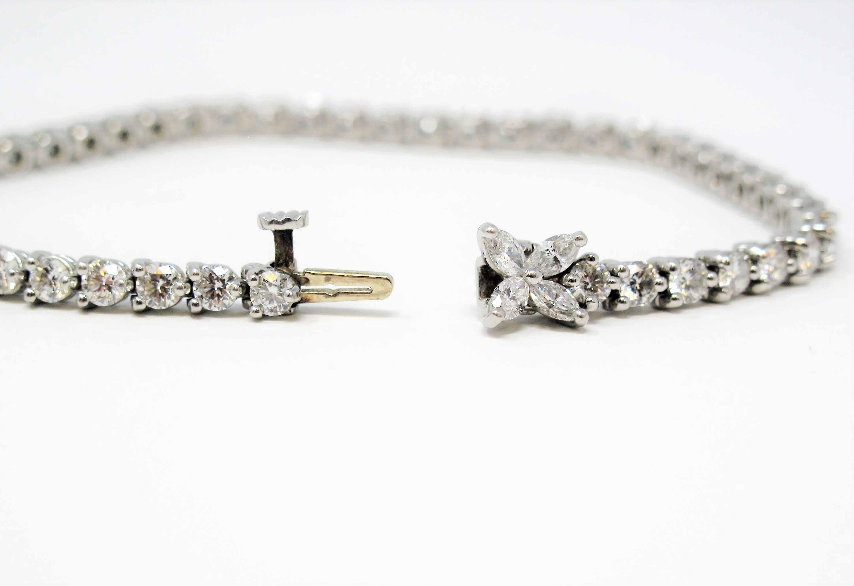 Modern Tiffany & Co. Diamond Victoria Line Bracelet 4.49 Carat Round Diamond Platinum