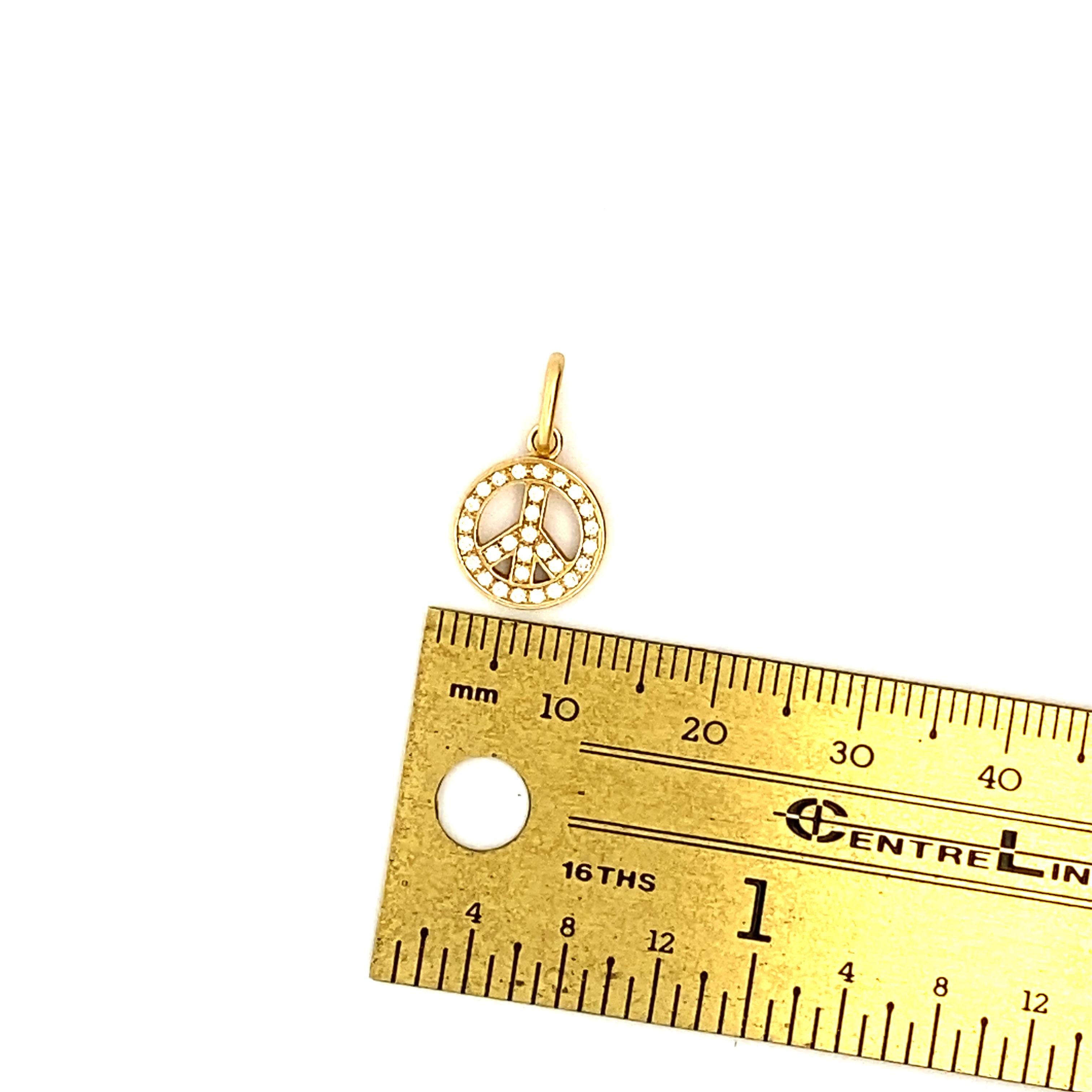 Tiffany & Co. Ciondolo con diamante in oro giallo Metro Peace In condizioni buone a DALLAS, TX