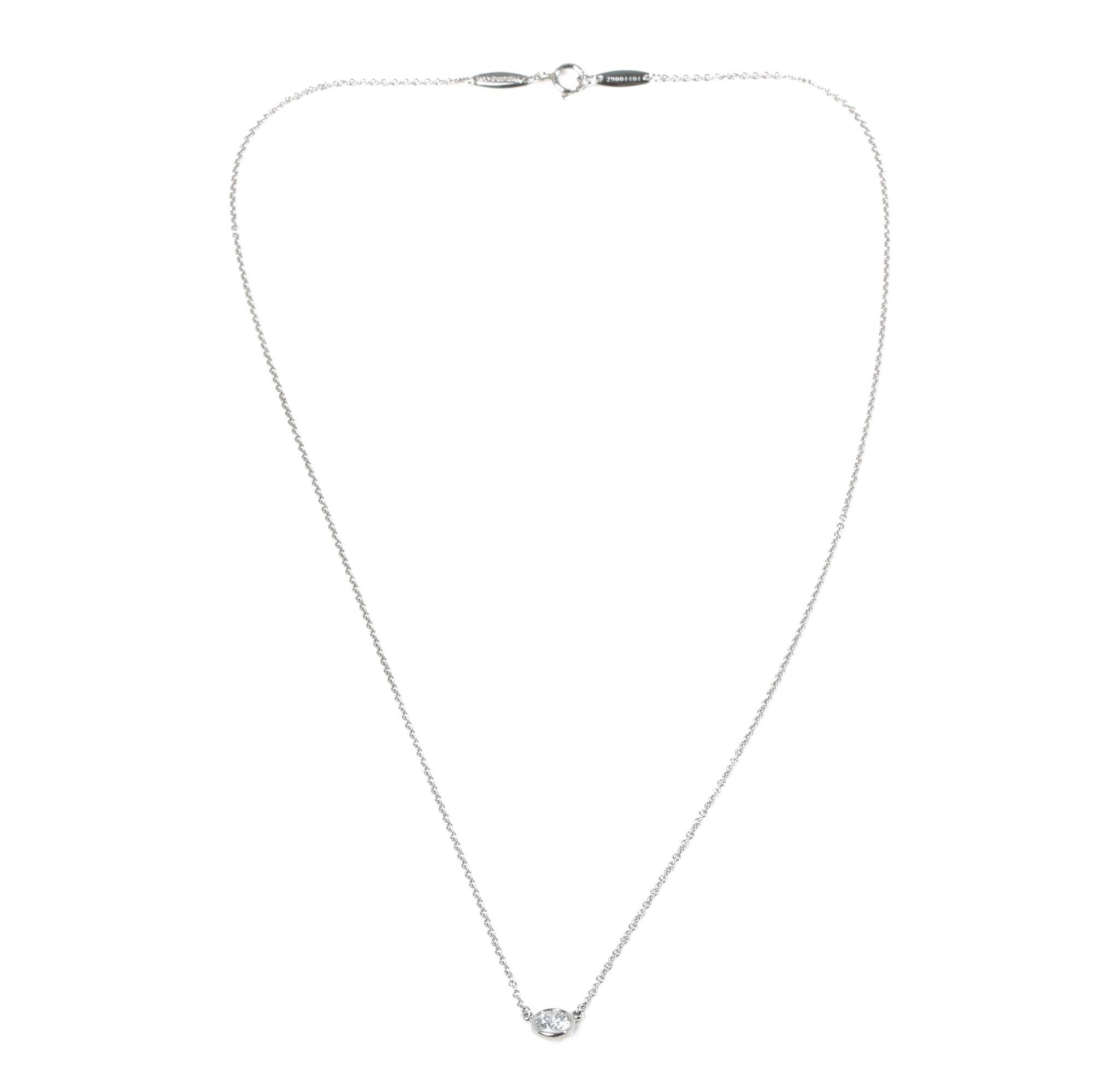 This necklace by Tiffany & Co is from their Elsa Perreti, Diamonds by the Yard collection and features a round cut diamond of 0.35 carats, made in platinum. Complete with a Xupes presentation box. Our Xupes reference is COMJ504 should you need to