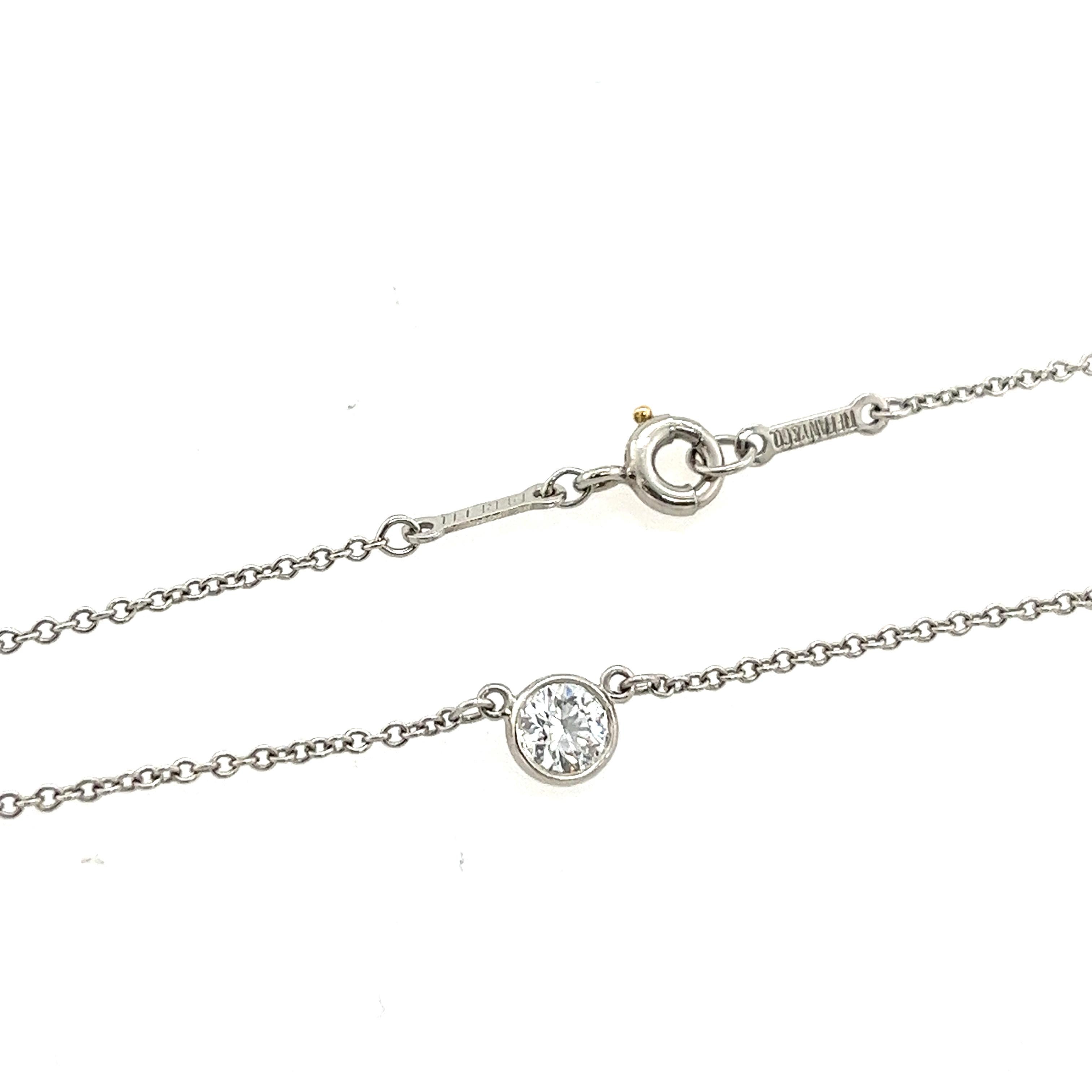 Taille ronde Pendentif Tiffany & Co Diamonds by the Yard avec un seul diamant, 0,25 carat en vente